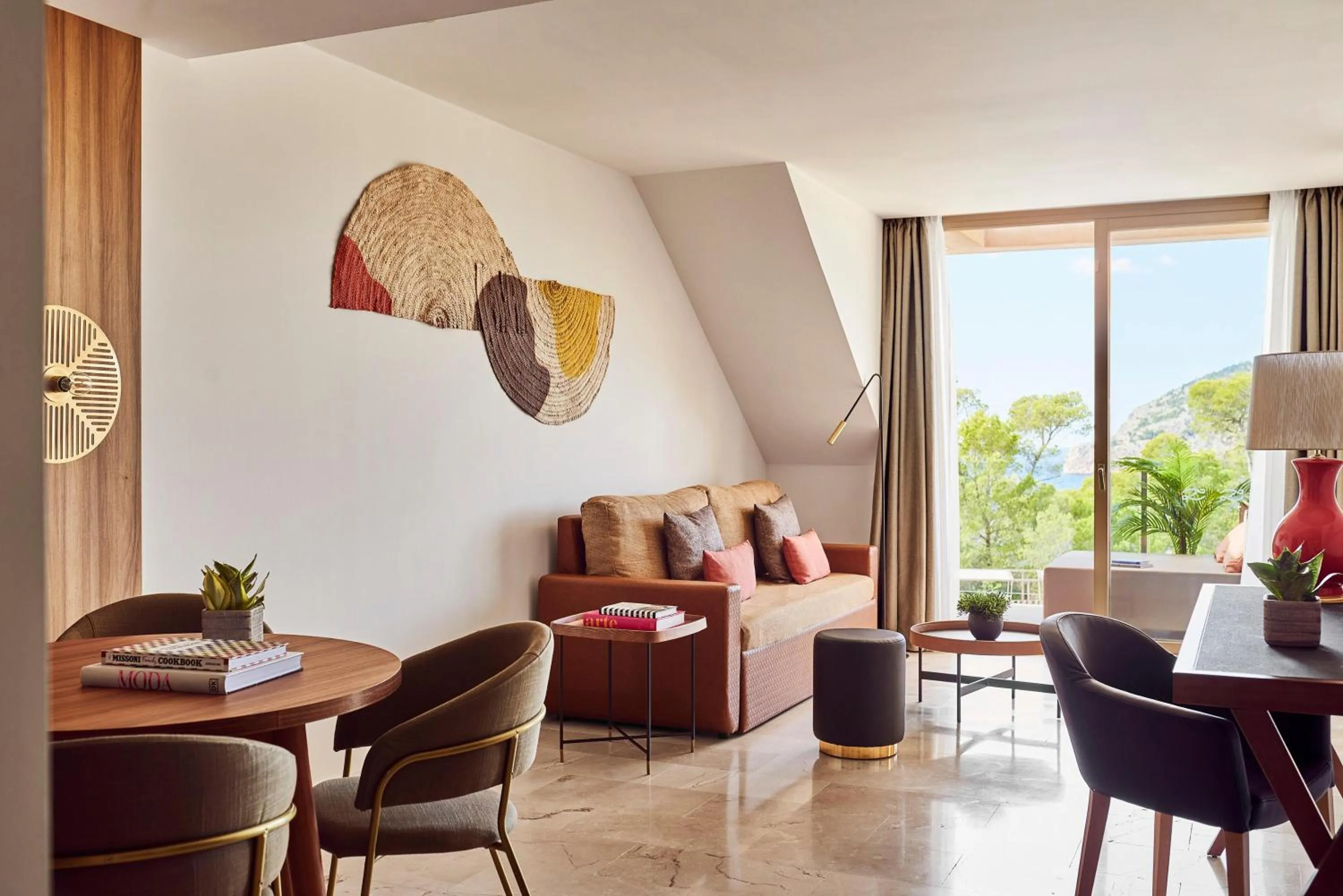 Photo of the whole room in Zafiro Palace Andratx