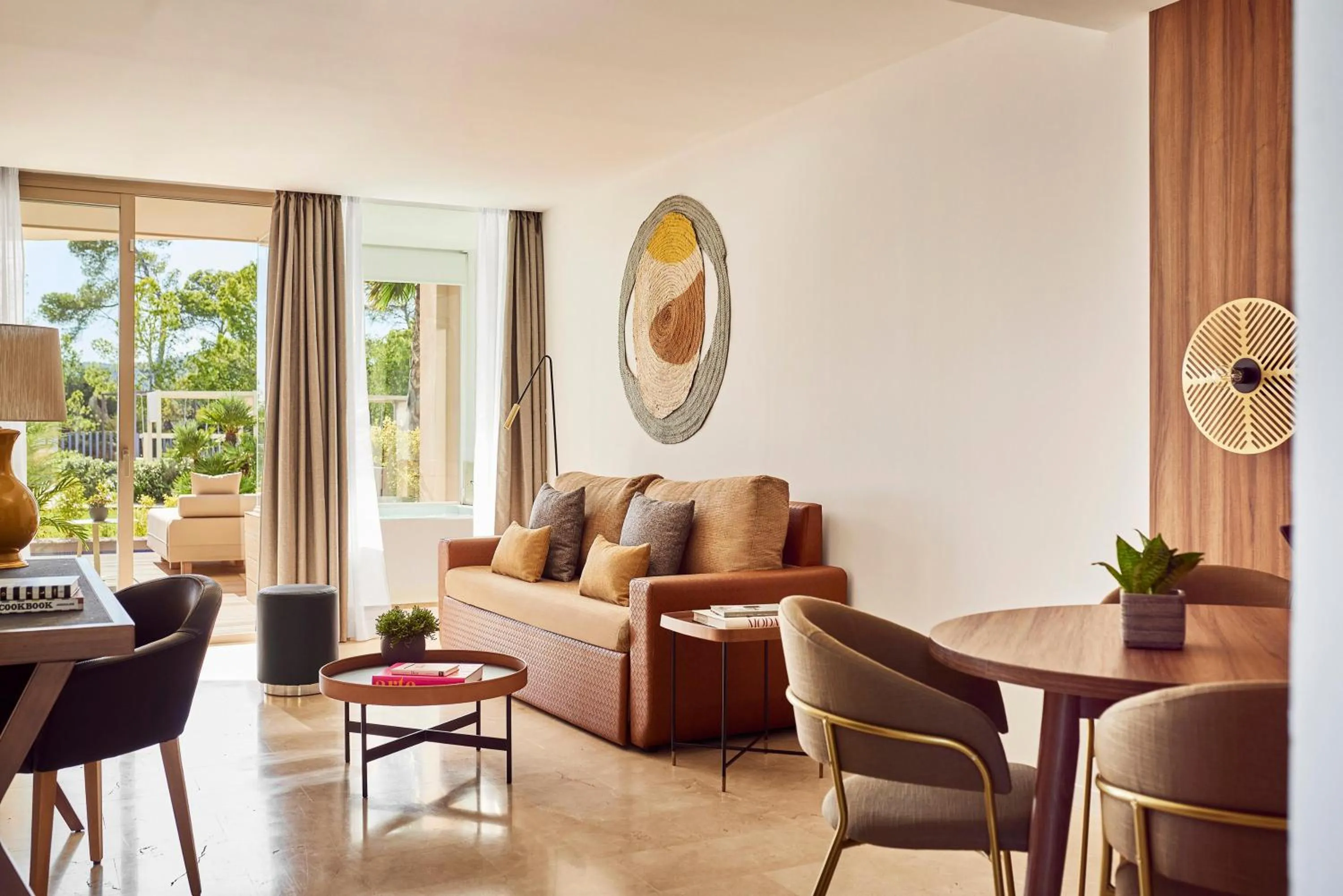 Photo of the whole room in Zafiro Palace Andratx