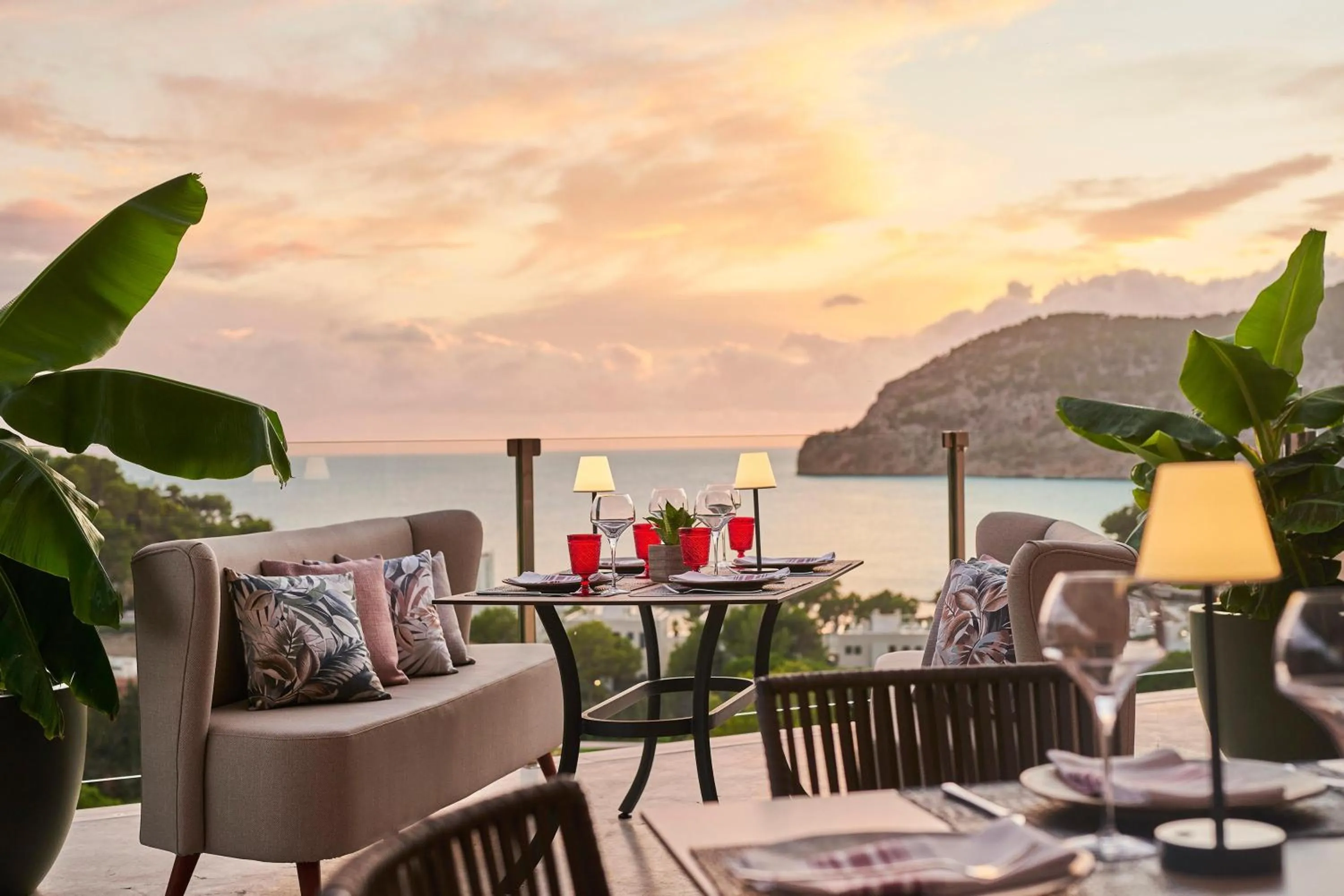 Restaurant/places to eat in Zafiro Palace Andratx