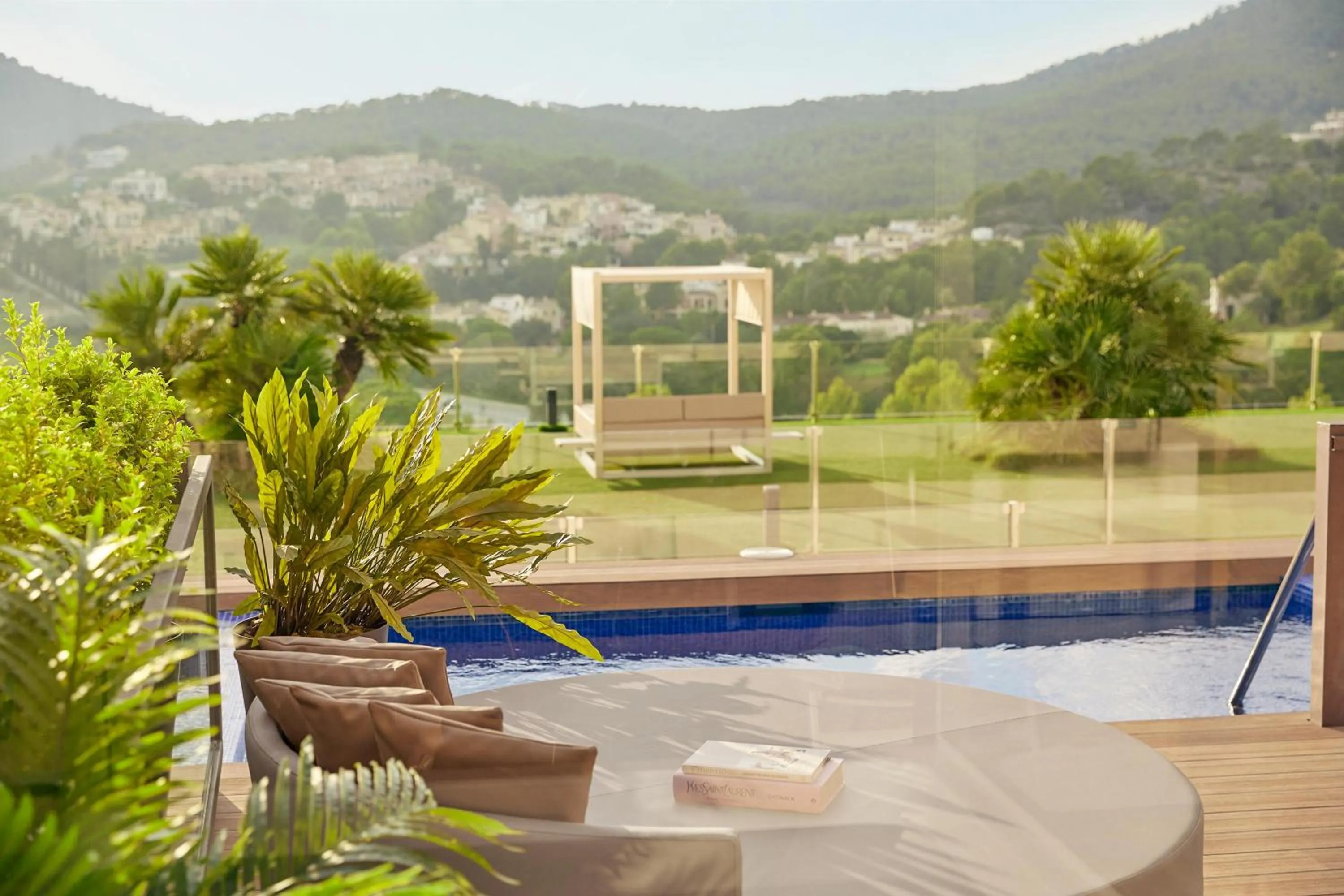 Photo of the whole room in Zafiro Palace Andratx