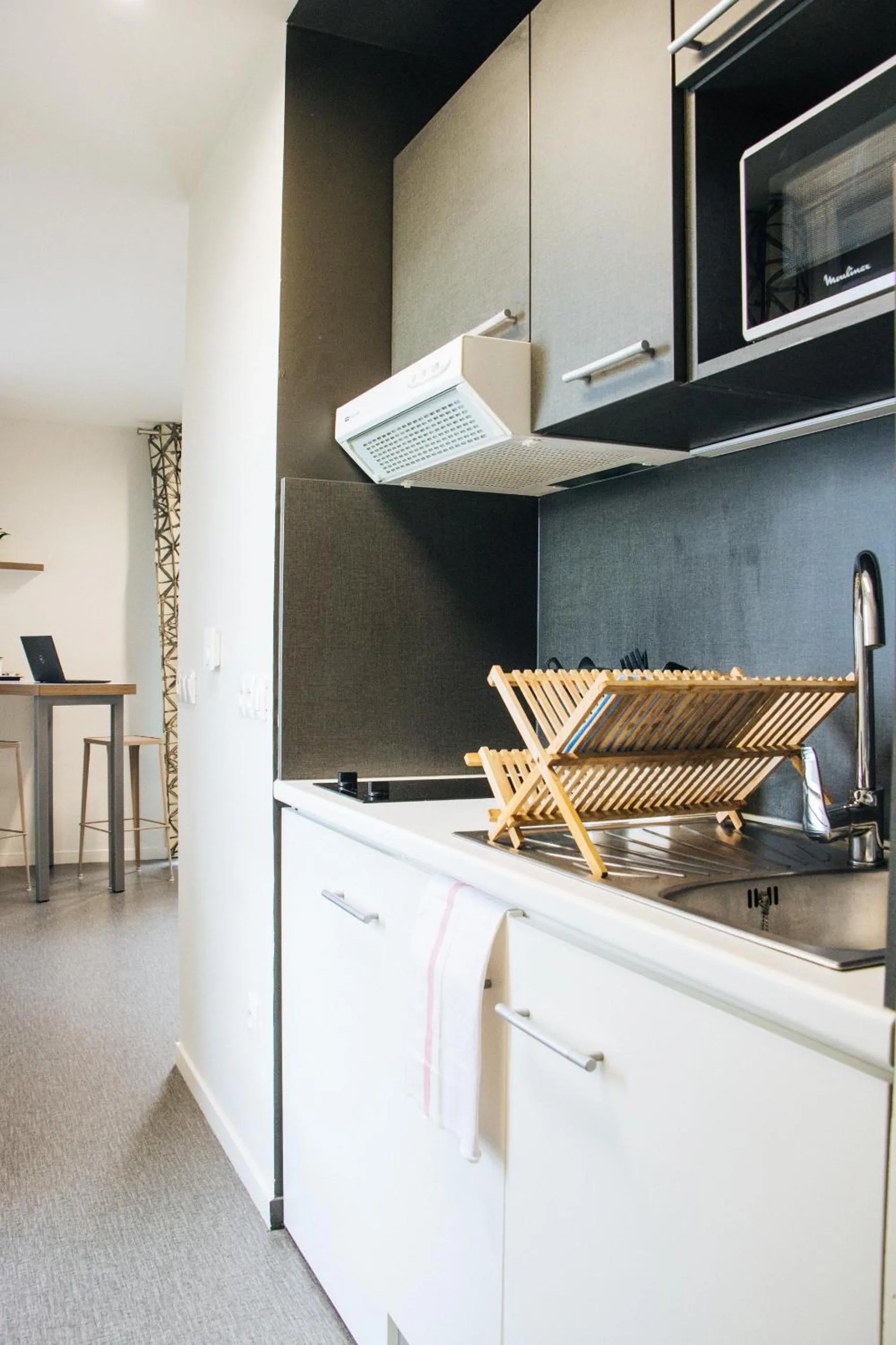 Kitchen or kitchenette in Twenty Business Flats Villejuif Croizat