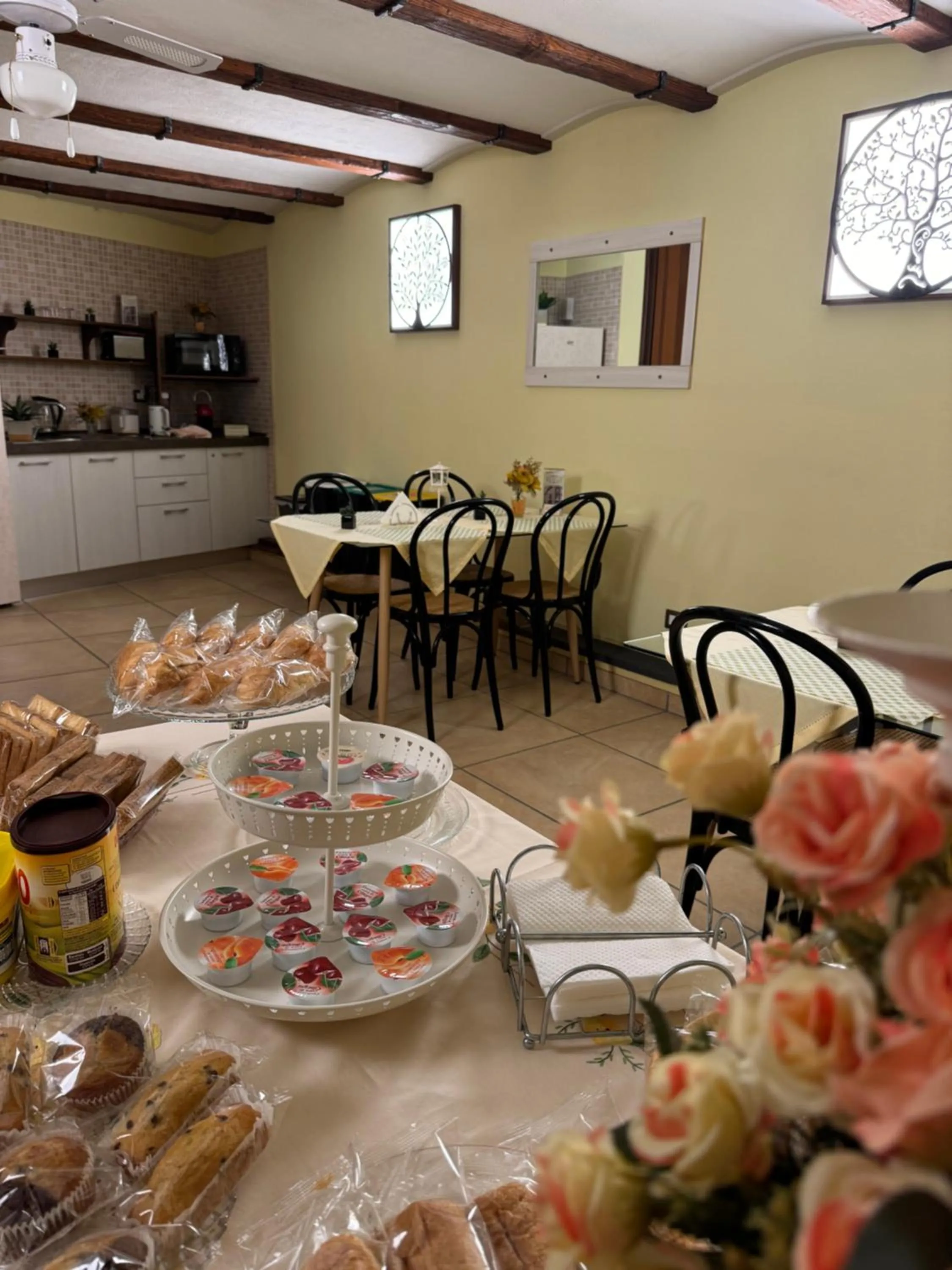 Restaurant/places to eat in B&B Fiorentino