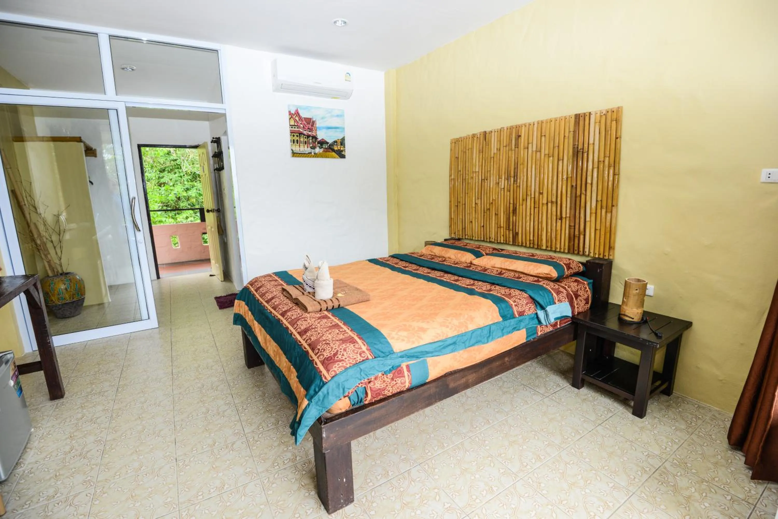 Bed in Sairee View Resort