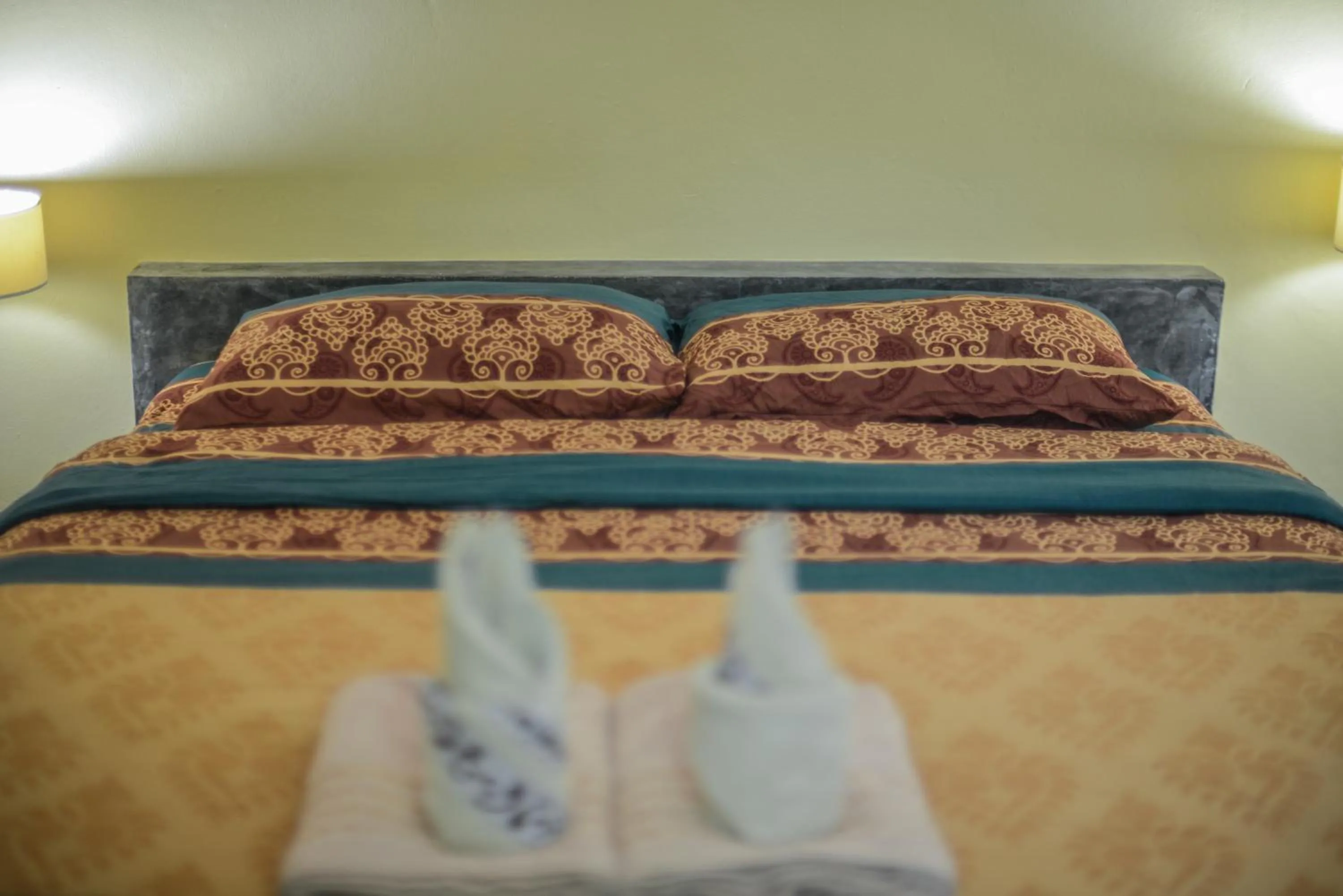 Bed in Sairee View Resort