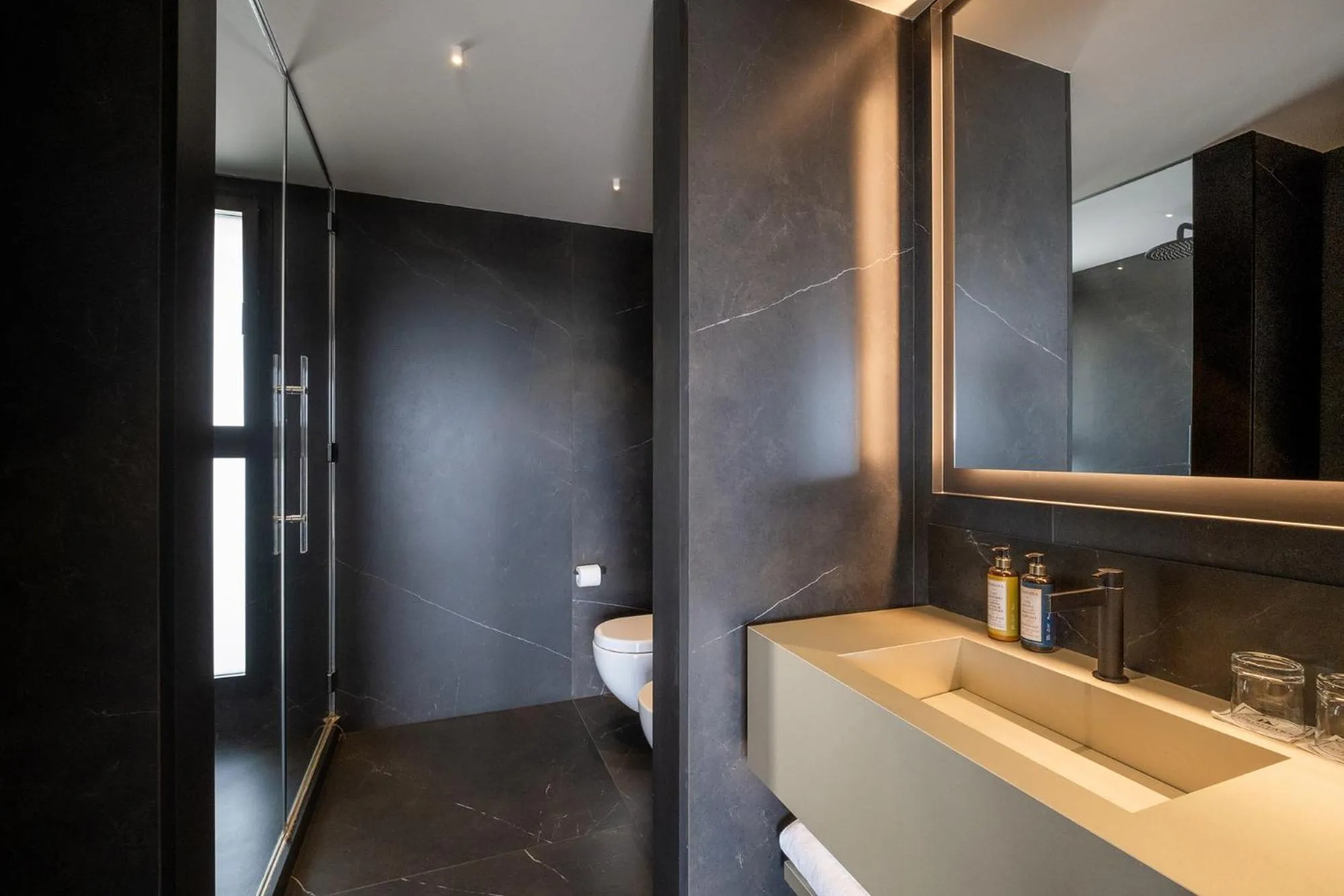 Shower in Eurostars Matera La Suite