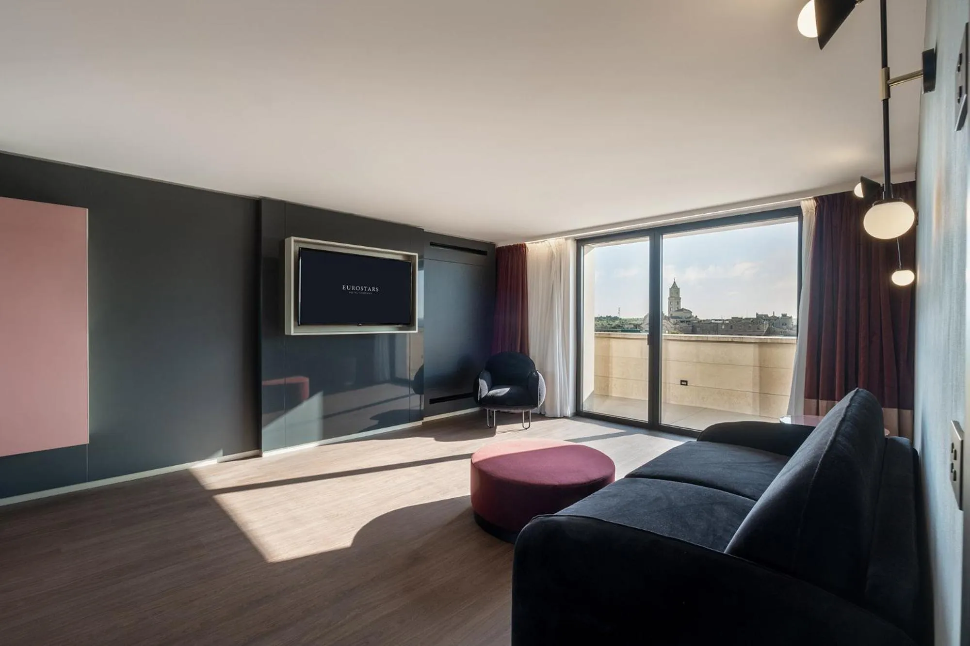 TV and multimedia in Eurostars Matera La Suite