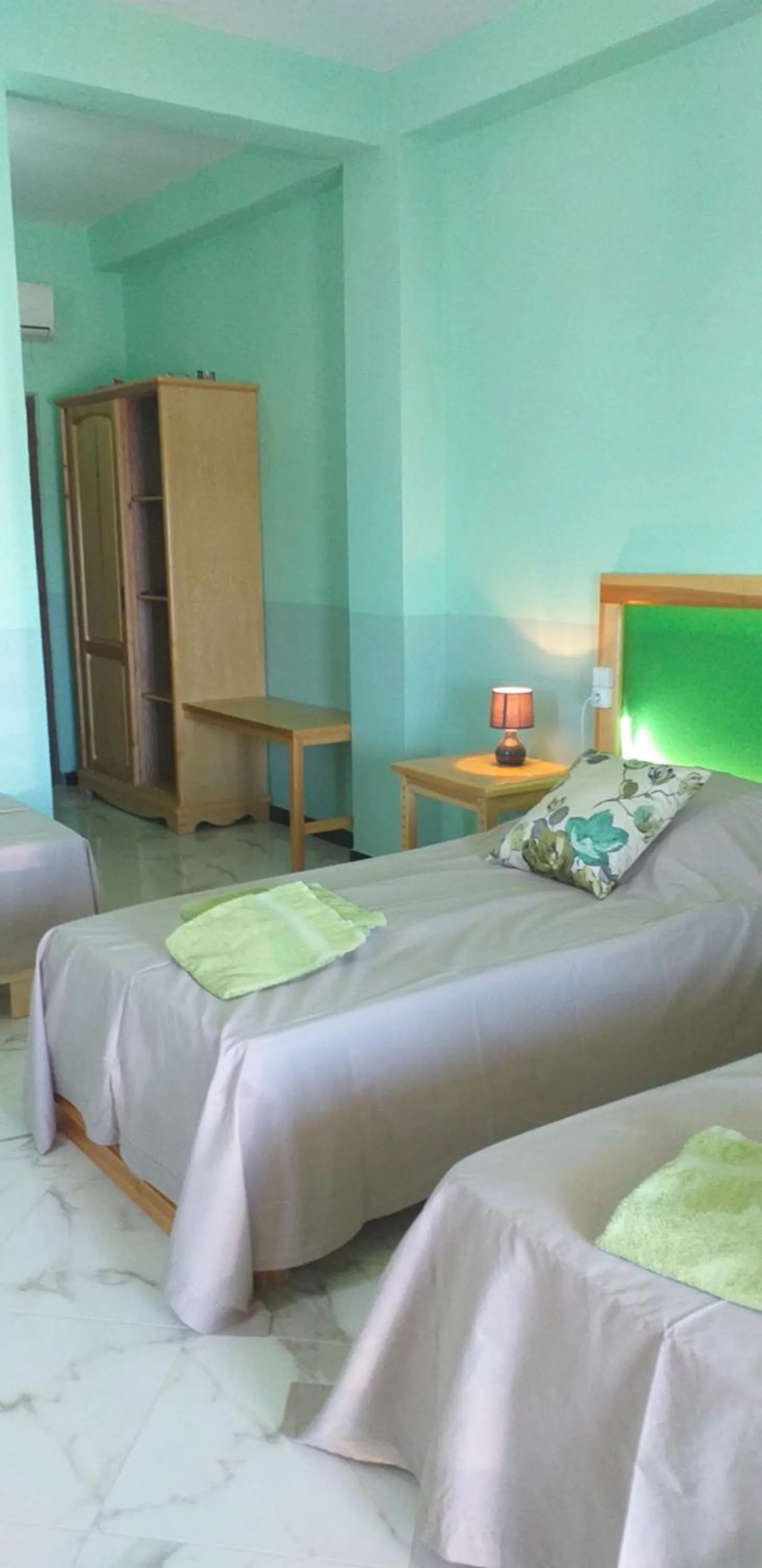 Bedroom, Bed in MAISON D’HÔTE LES TORTUES -