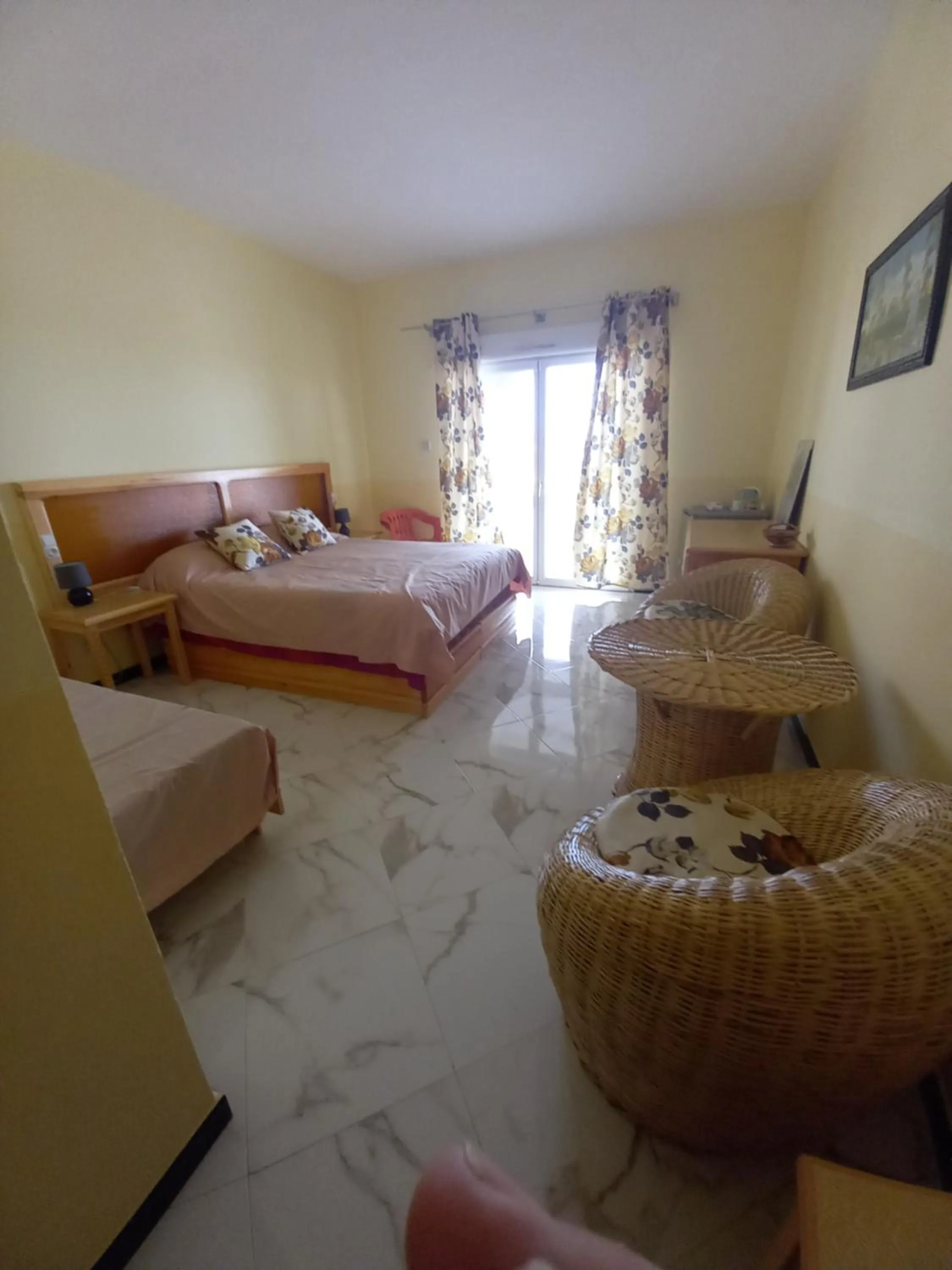 Bed in MAISON D’HÔTE LES TORTUES -