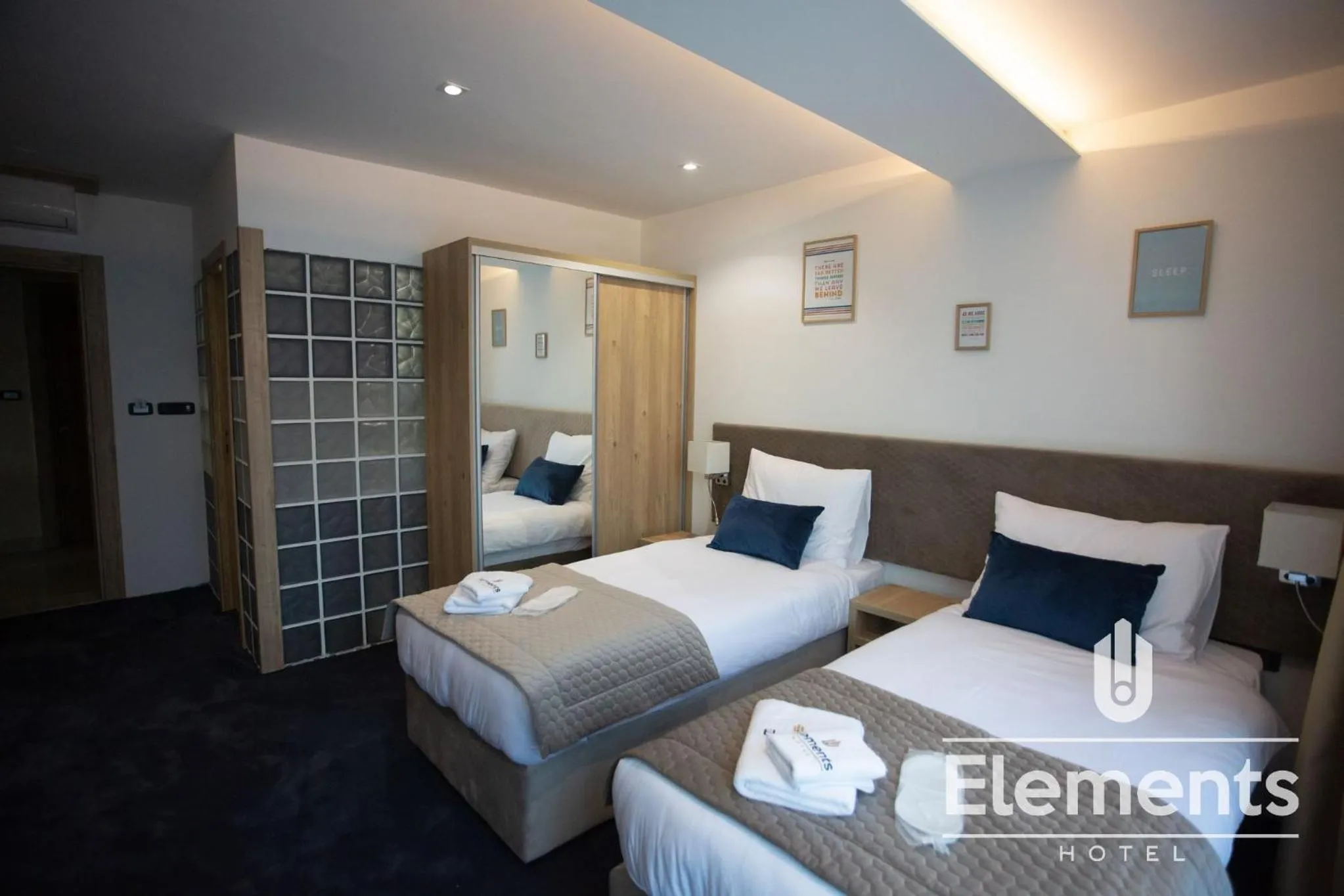 Bed in Hotel Elements