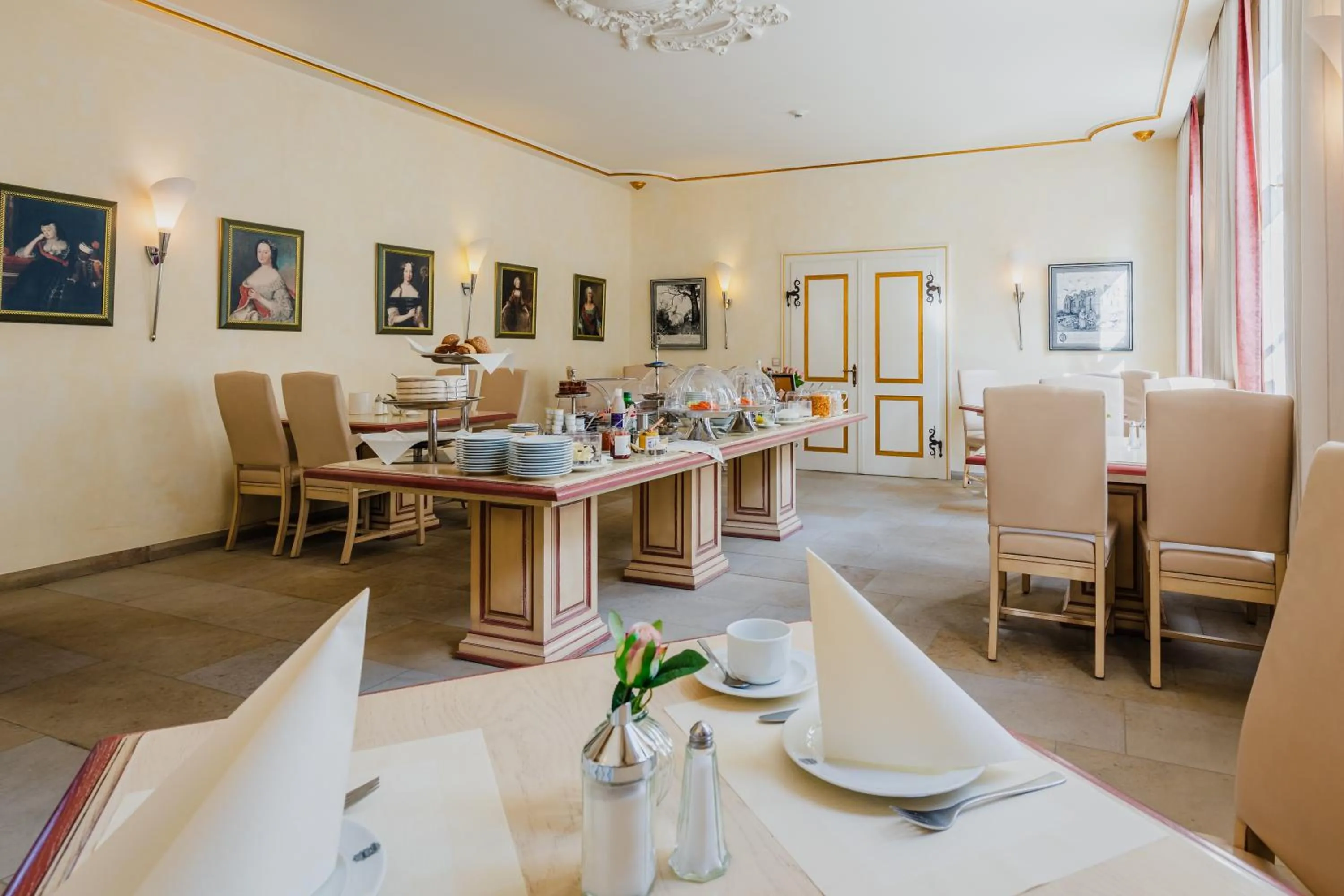 Breakfast in Hotel zur Fürstabtei