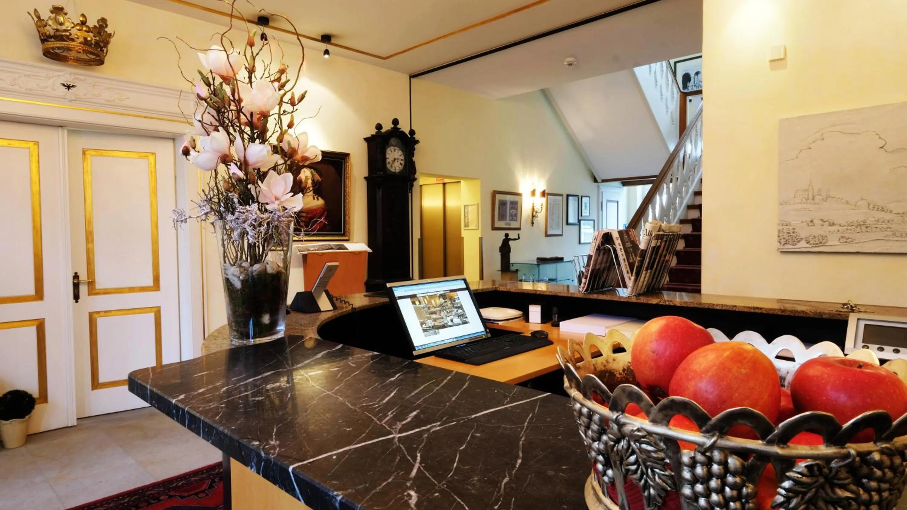 Lobby or reception in Hotel zur Fürstabtei
