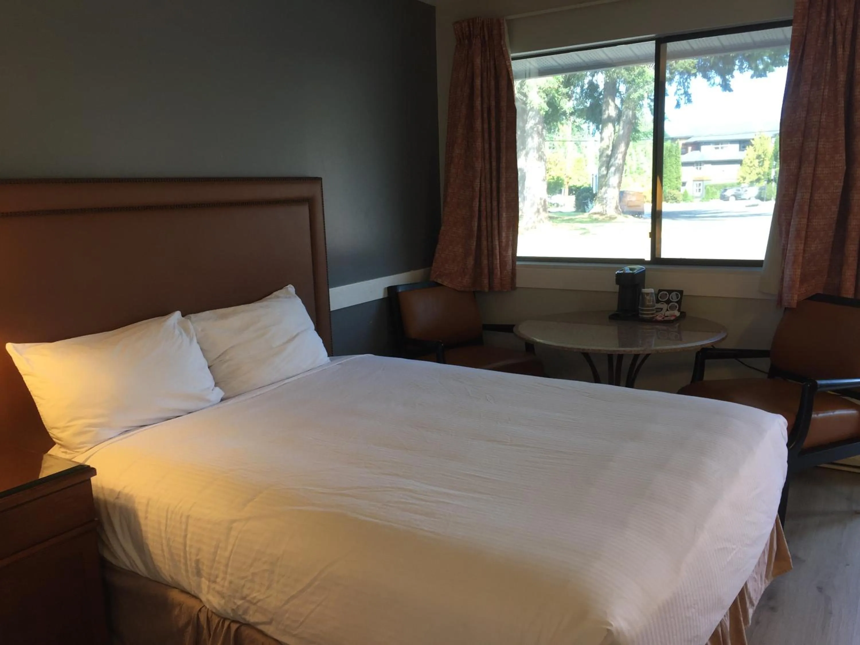 Queen Room with Two Queen Beds in VIP Motel