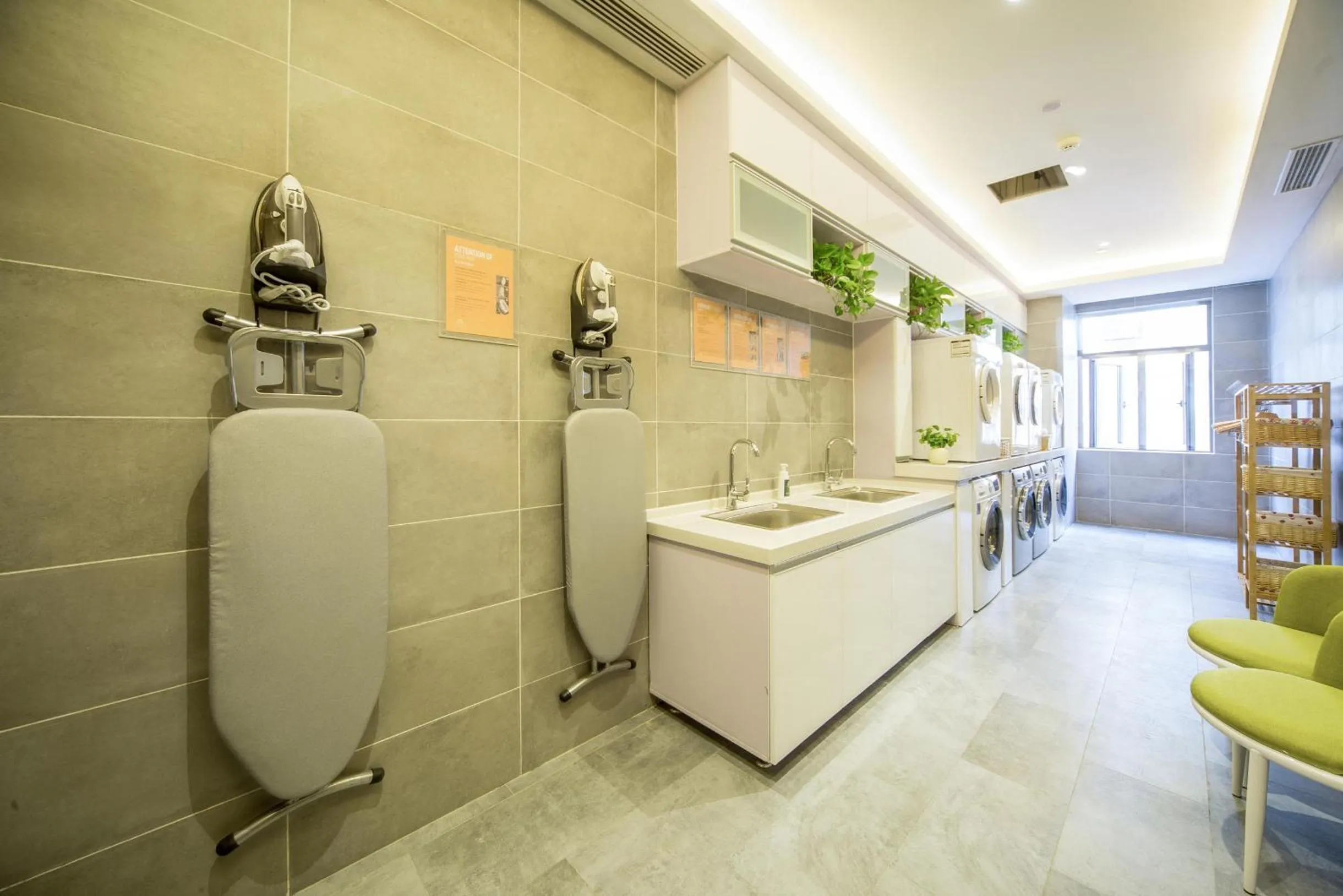 Atour Hotel Shengtai West Road South Railway Station Nanjing