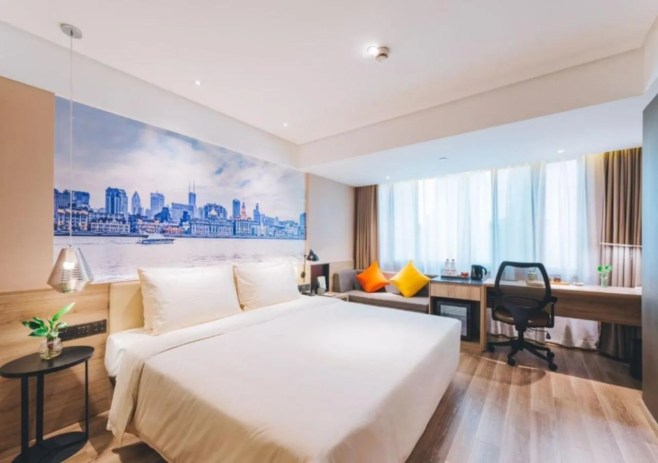 Bed in Atour Hotel New International Expo Center Longyang Road Shanghai