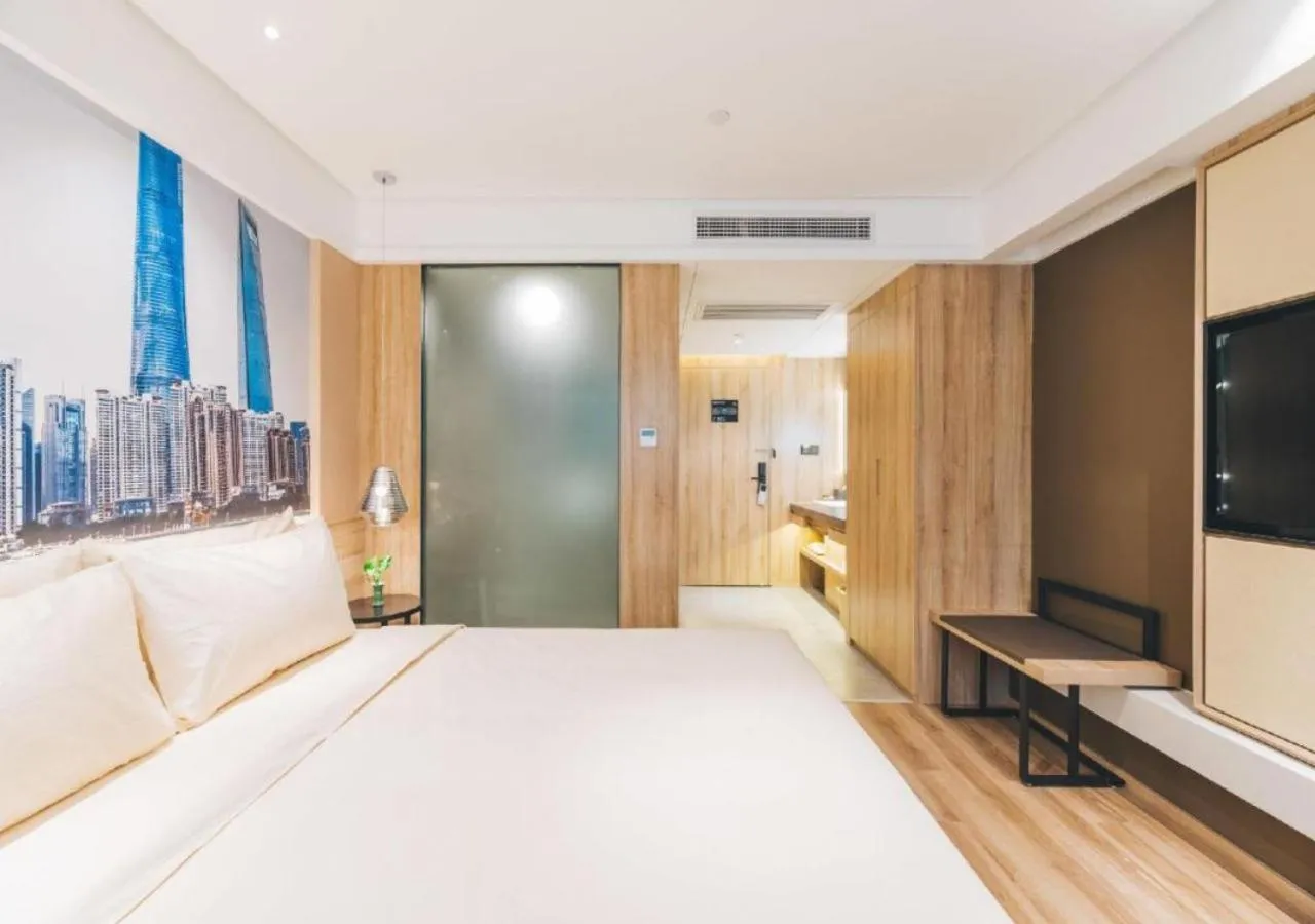 Bed in Atour Hotel New International Expo Center Longyang Road Shanghai