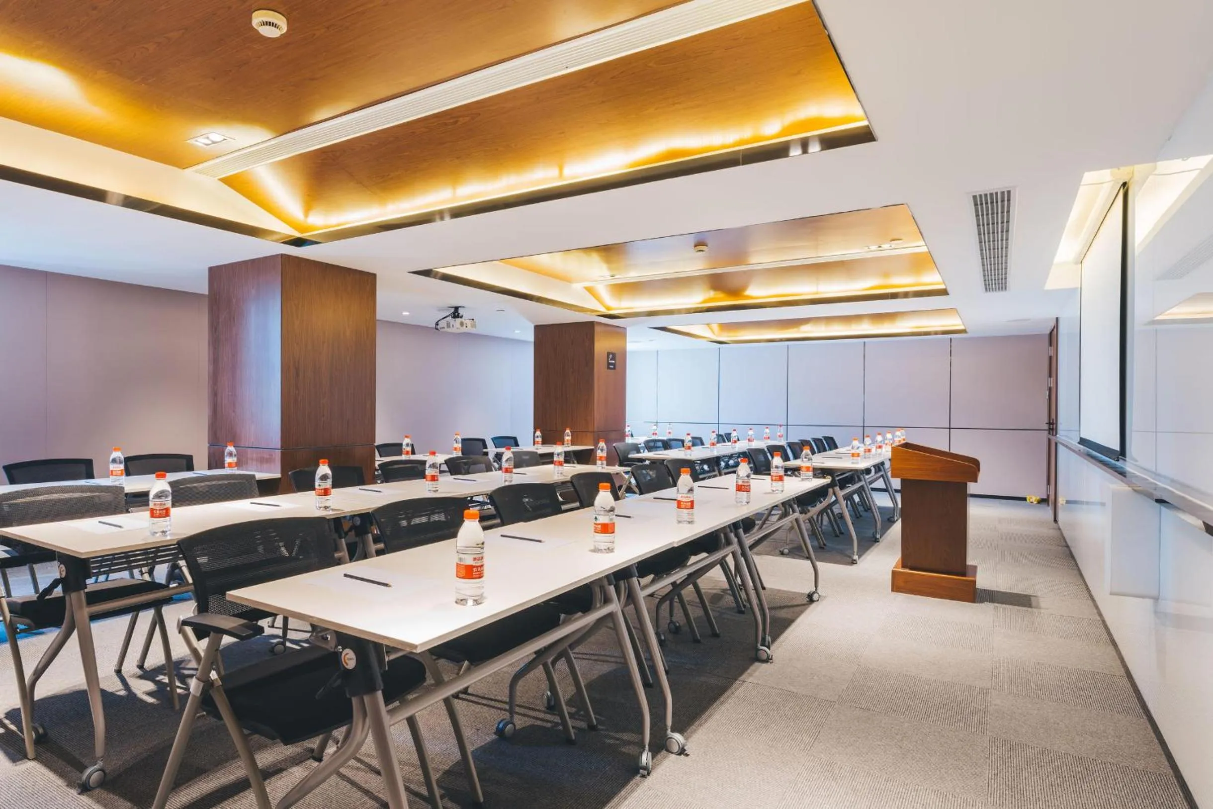 Atour Hotel New International Expo Center Longyang Road Shanghai