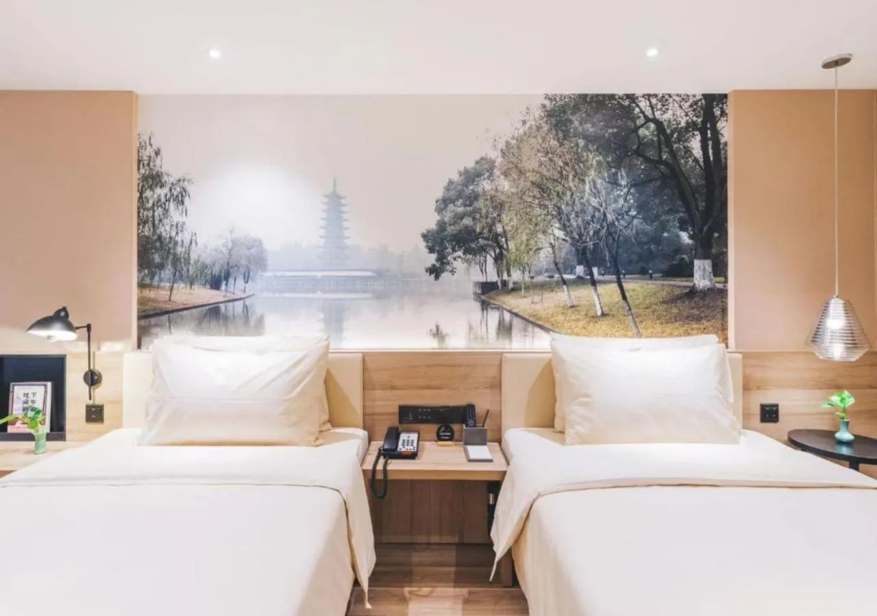 Bed in Atour Hotel New International Expo Center Longyang Road Shanghai