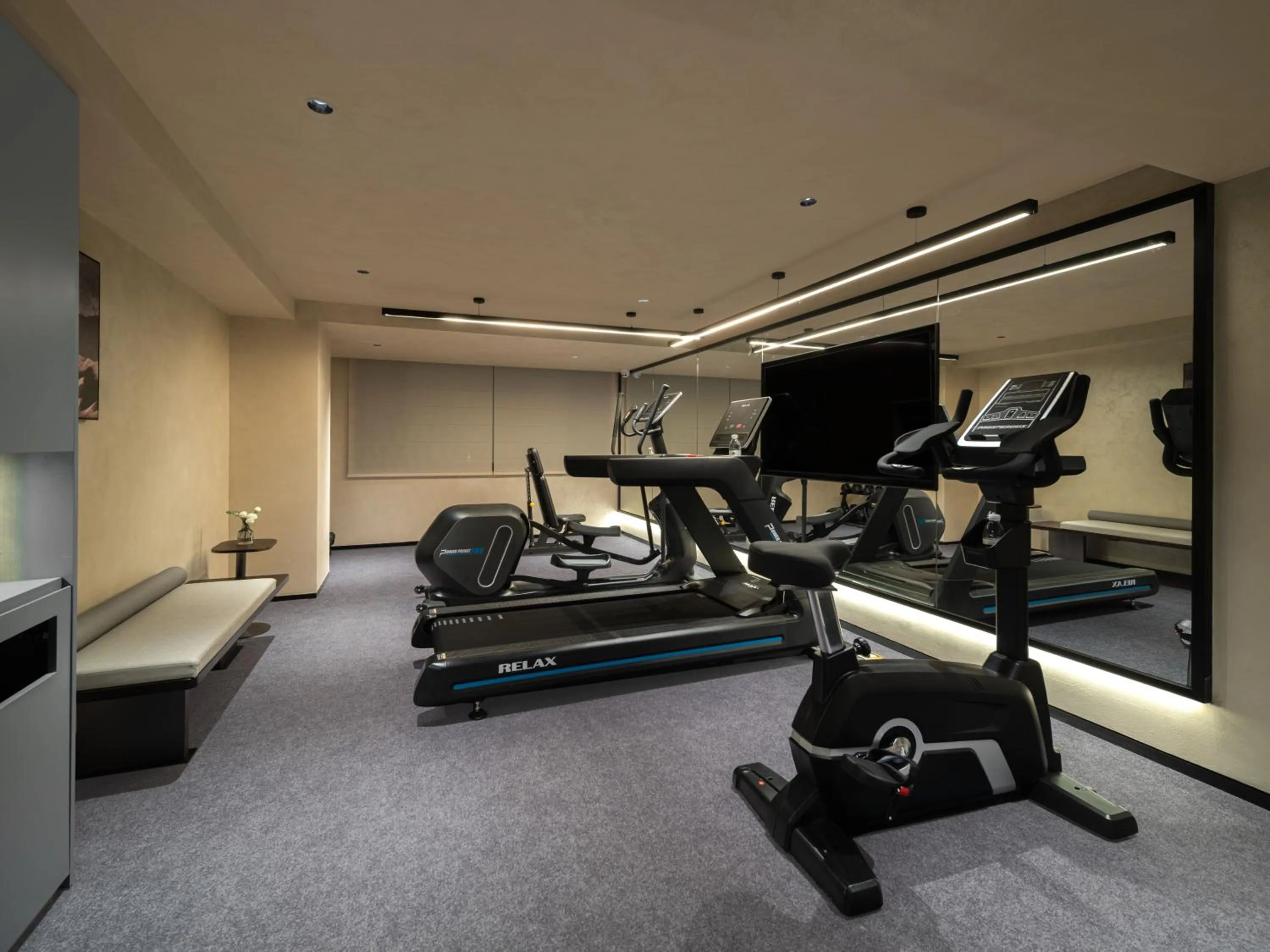 Fitness centre/facilities in Atour Hotel New International Expo Center Longyang Road Shanghai