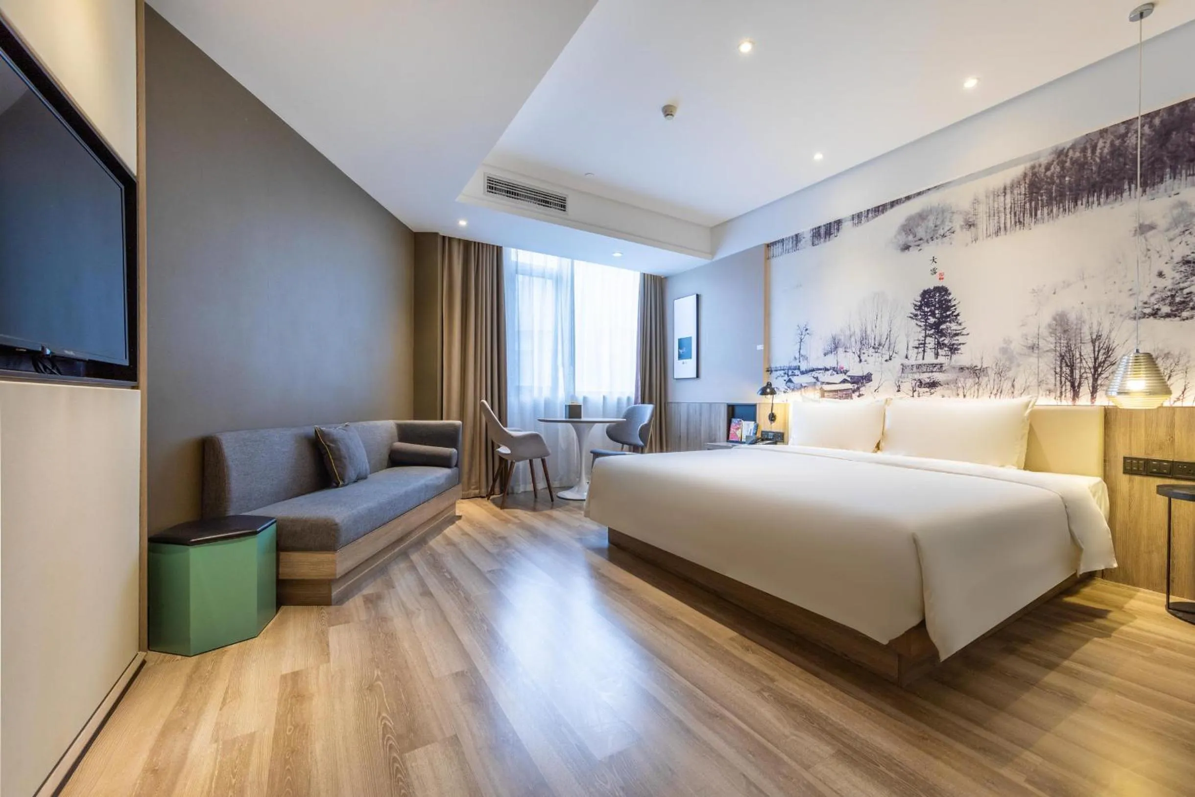 Bed in Atour Hotel Hongqiao Hub National Exhibition Center Shanghai