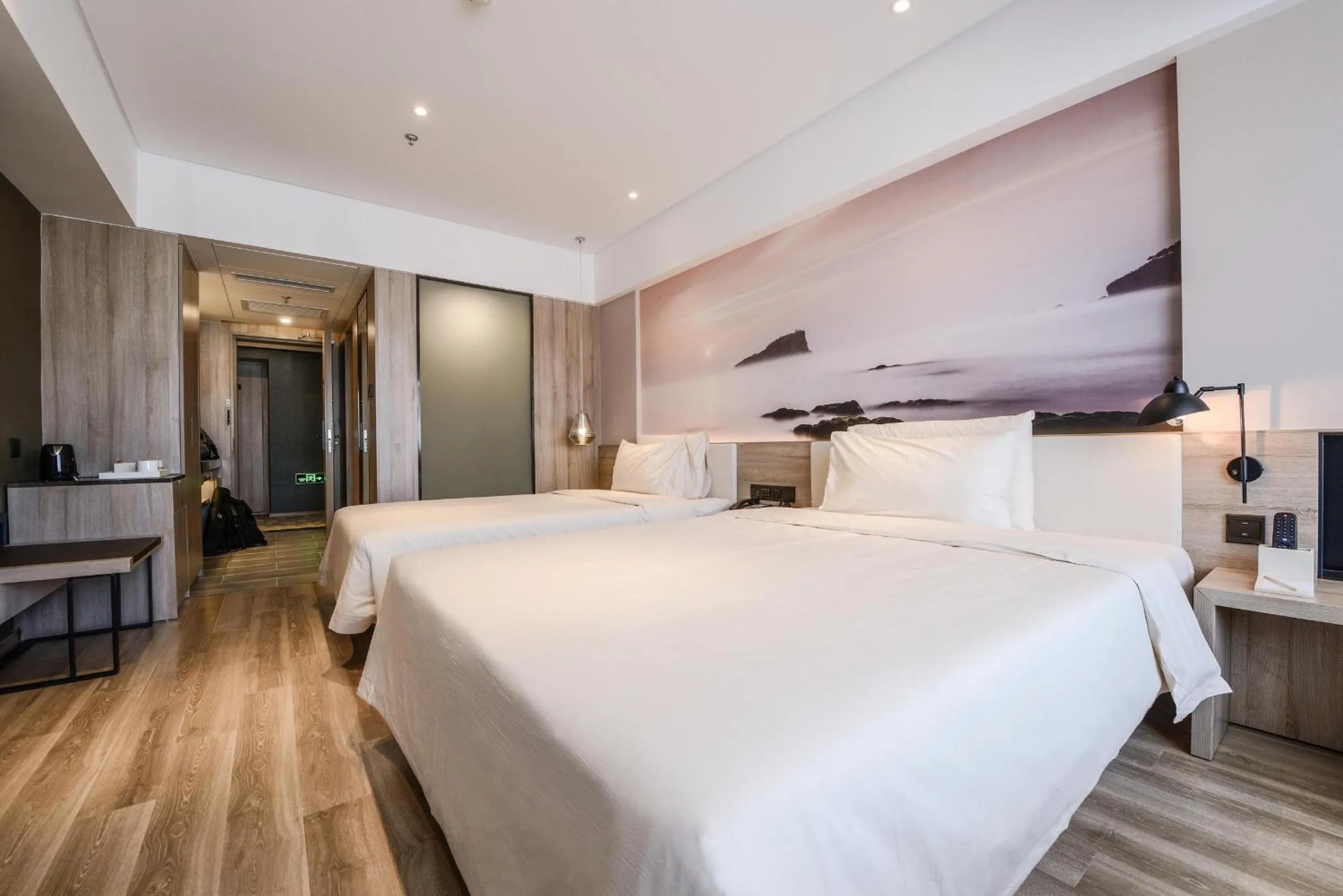 Bed in Atour Hotel Railway Station Dalian