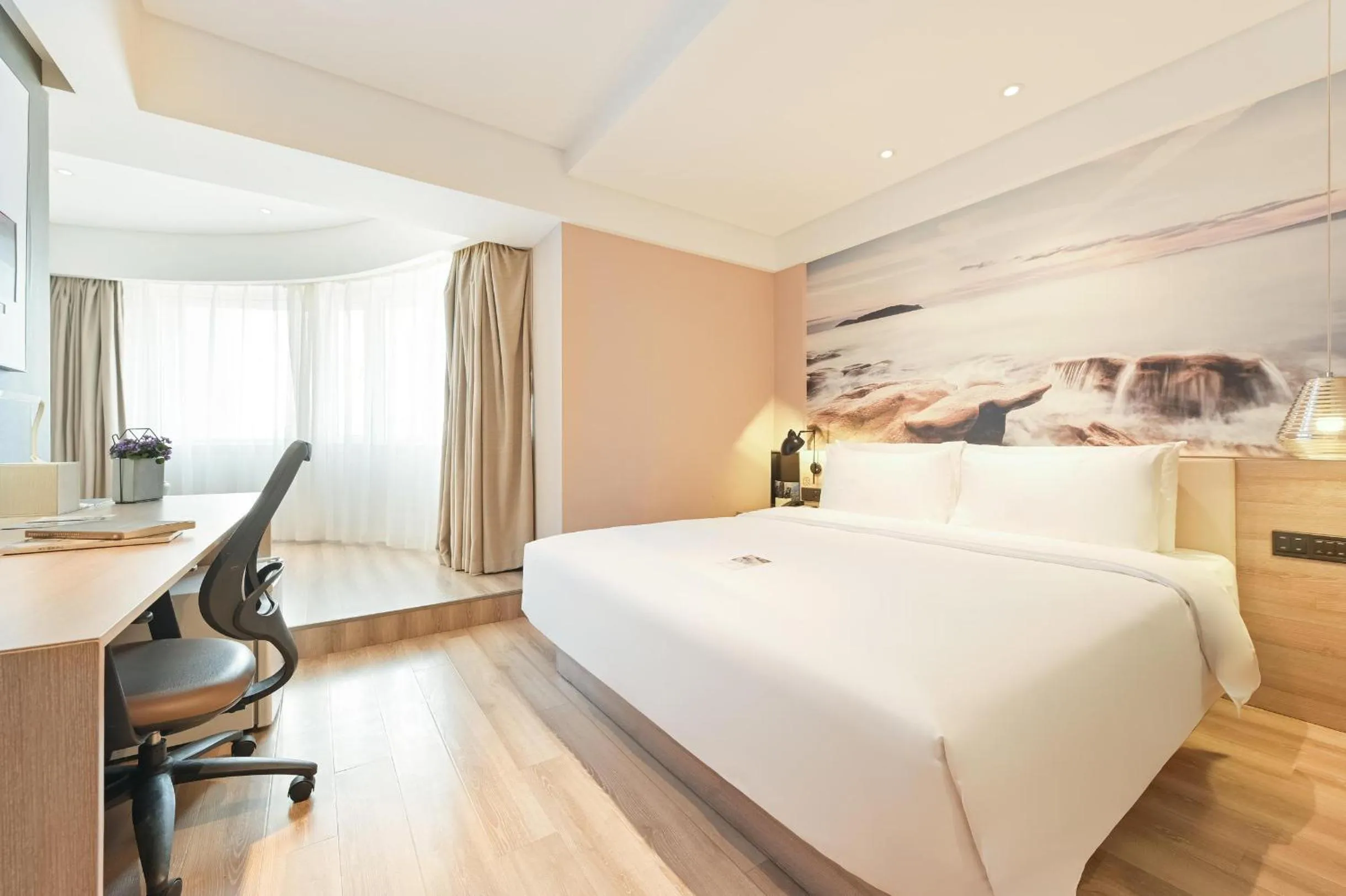 Bed in Atour Hotel Railway Station Dalian