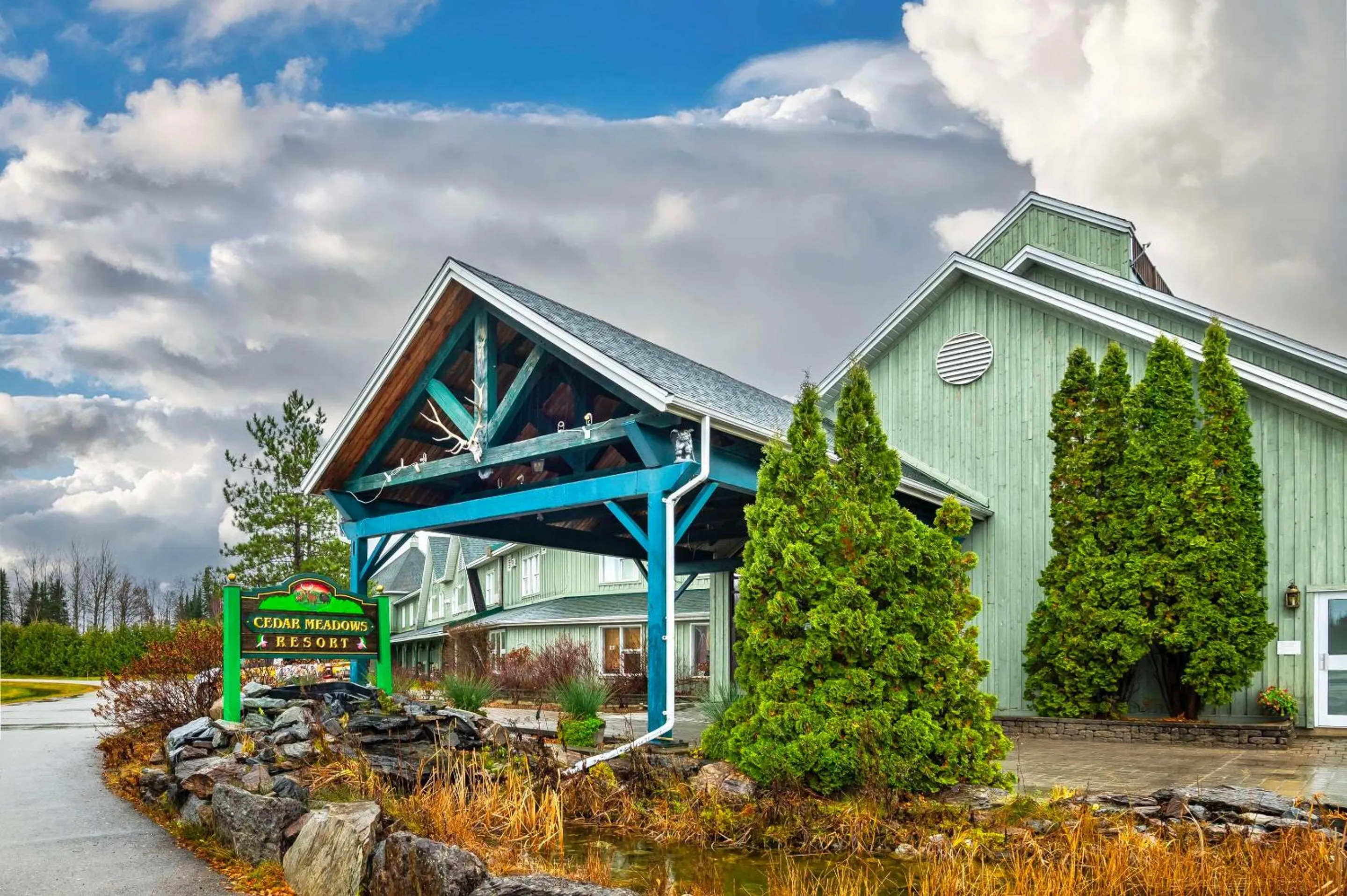 Property building in Cedar Meadows Resort & Spa, an Ascend Collection Resort