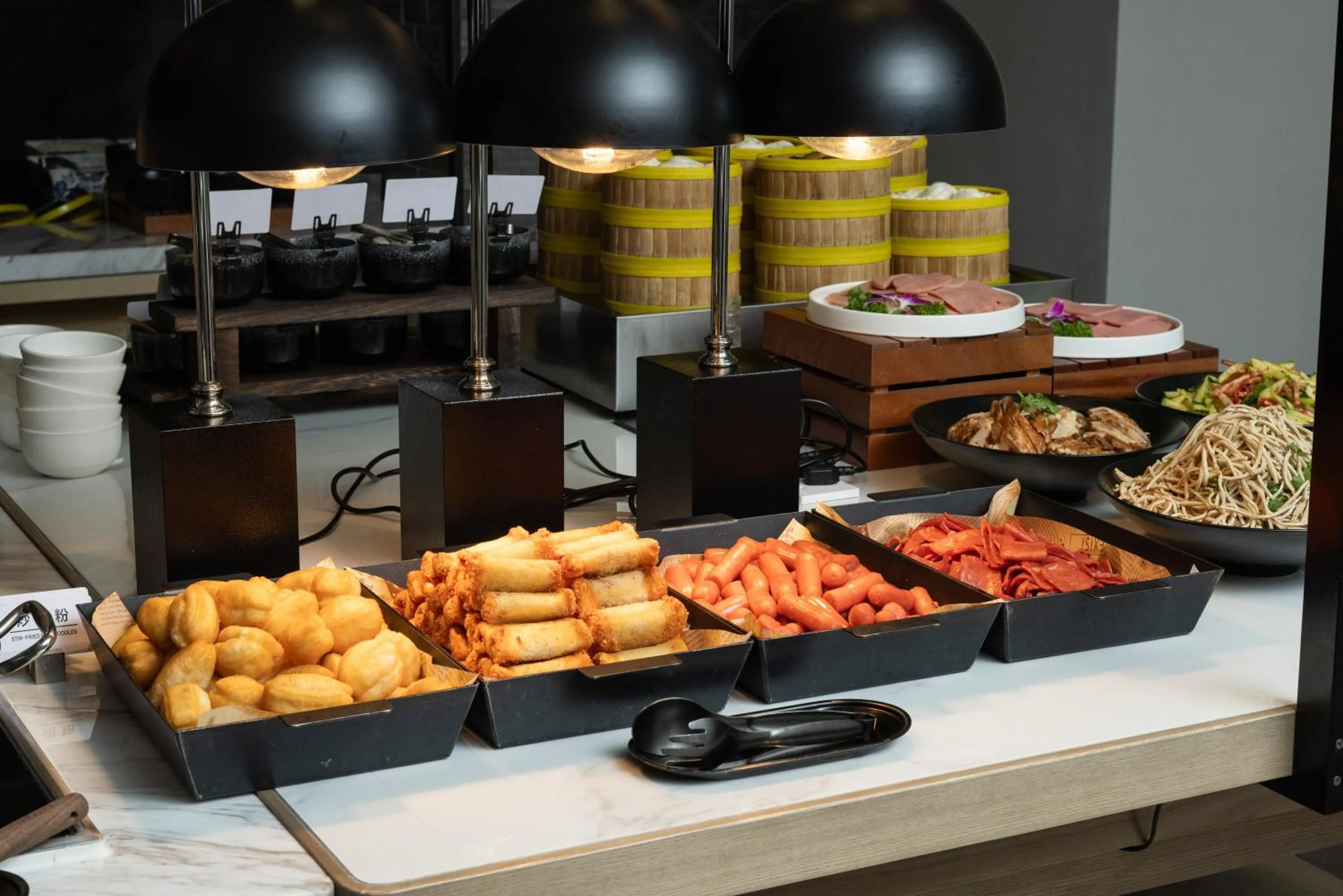 Restaurant/places to eat in Atour Hotel Financial Street Beijing