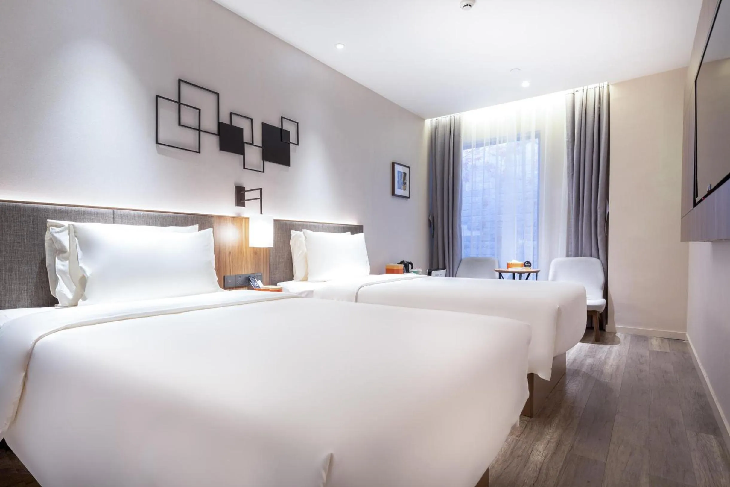 Bed in Atour Hotel X Nanshan Coastal City Shenzhen