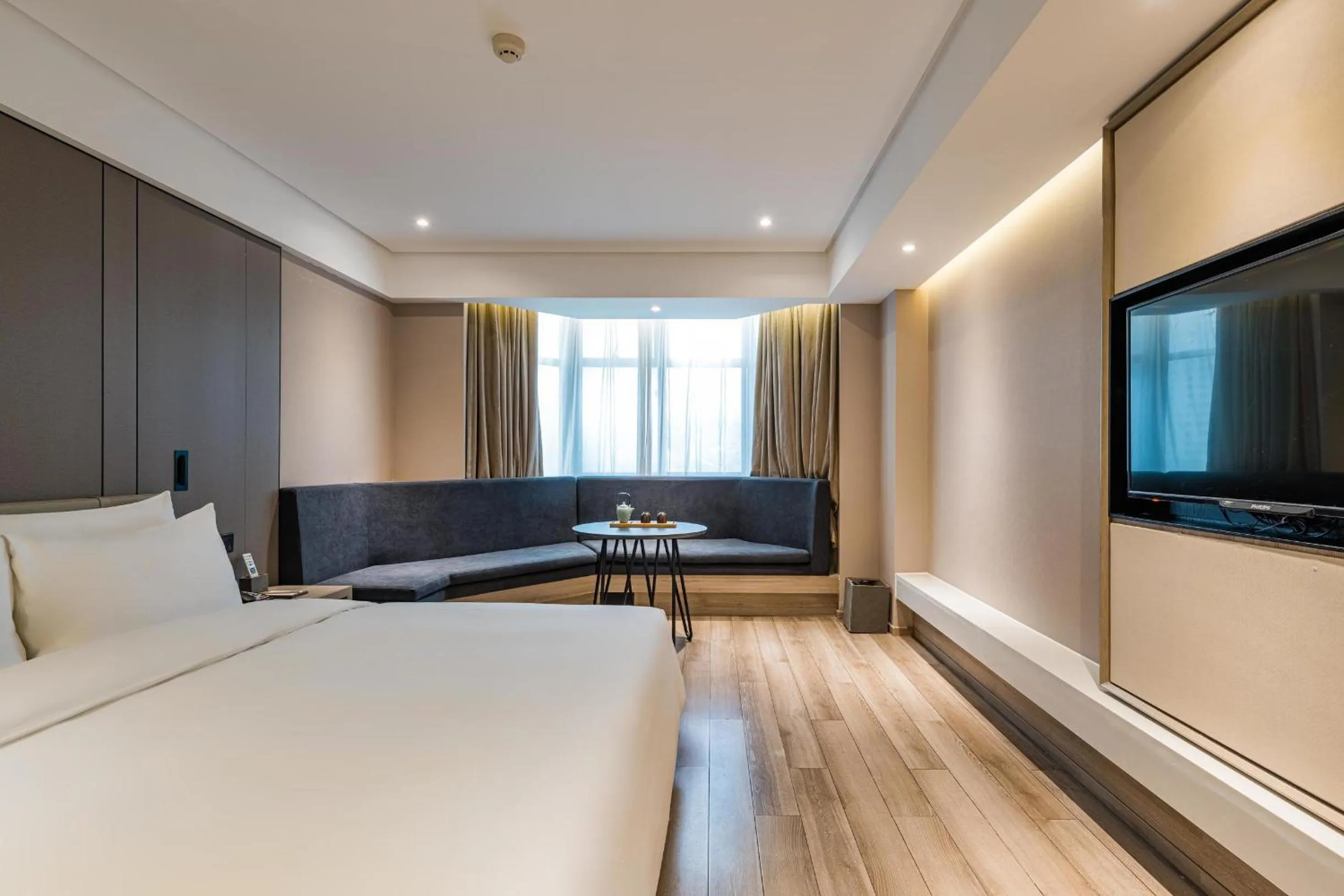 Bed in Atour Hotel Hailian Fuzhou