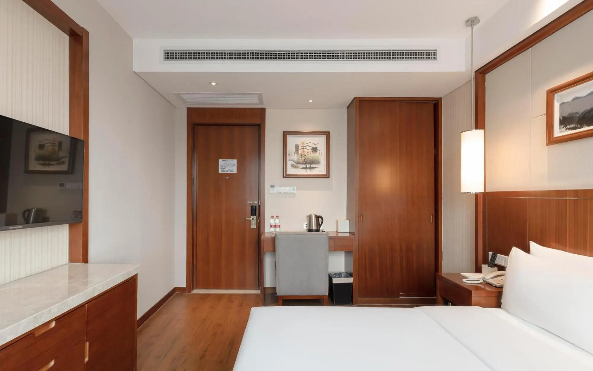 Bed in Atour Hotel Wangfujing Ave Xinjiekou Nanjing