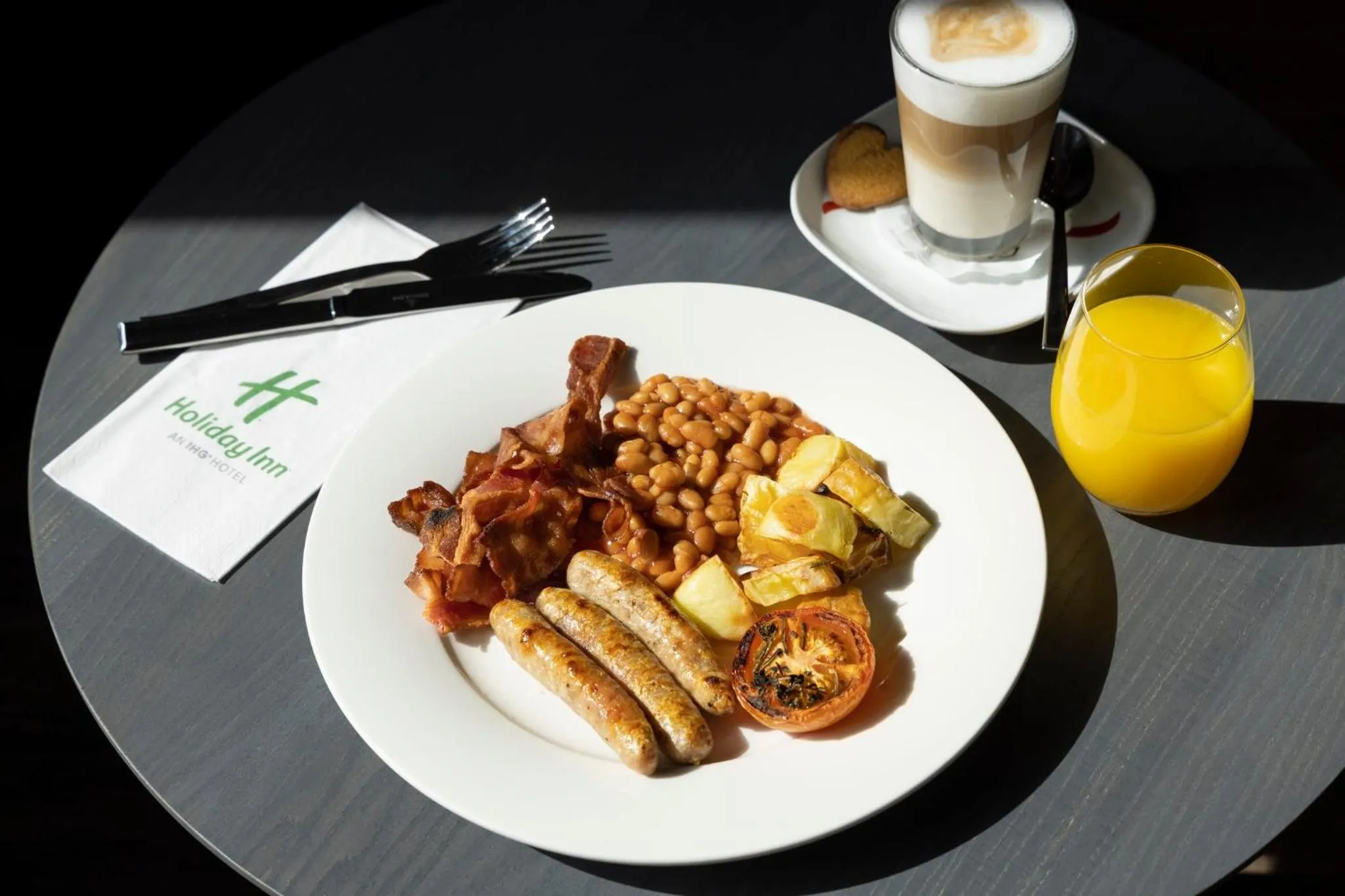 Restaurant/places to eat in Holiday Inn - Eindhoven Airport by IHG