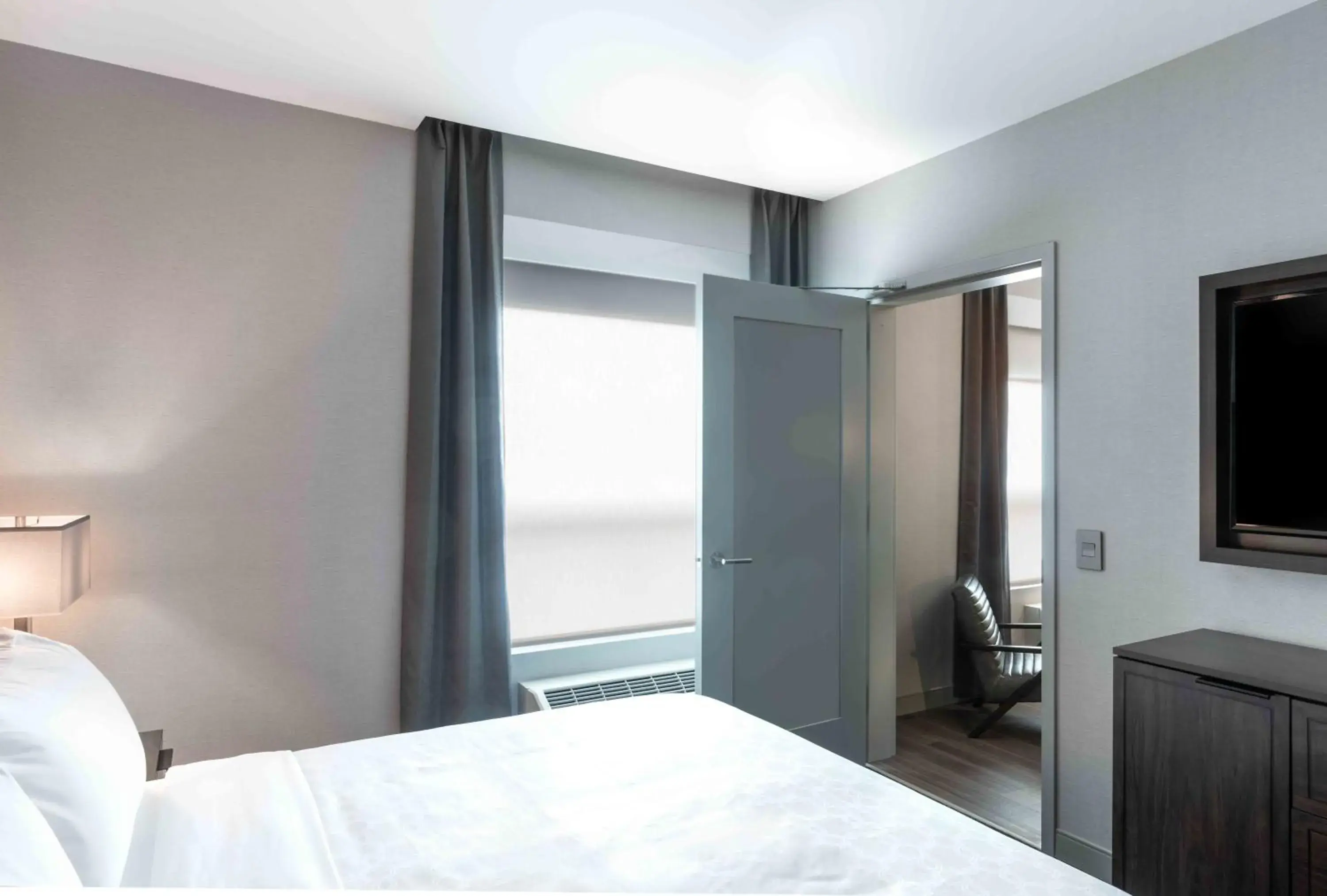 One-Bedroom Suite with Sofa Bed in Holiday Inn Express - Boston South - Quincy by IHG One-Bedroom Suite with Sofa Bed in Holiday Inn Express - Boston South - Quincy by IHG