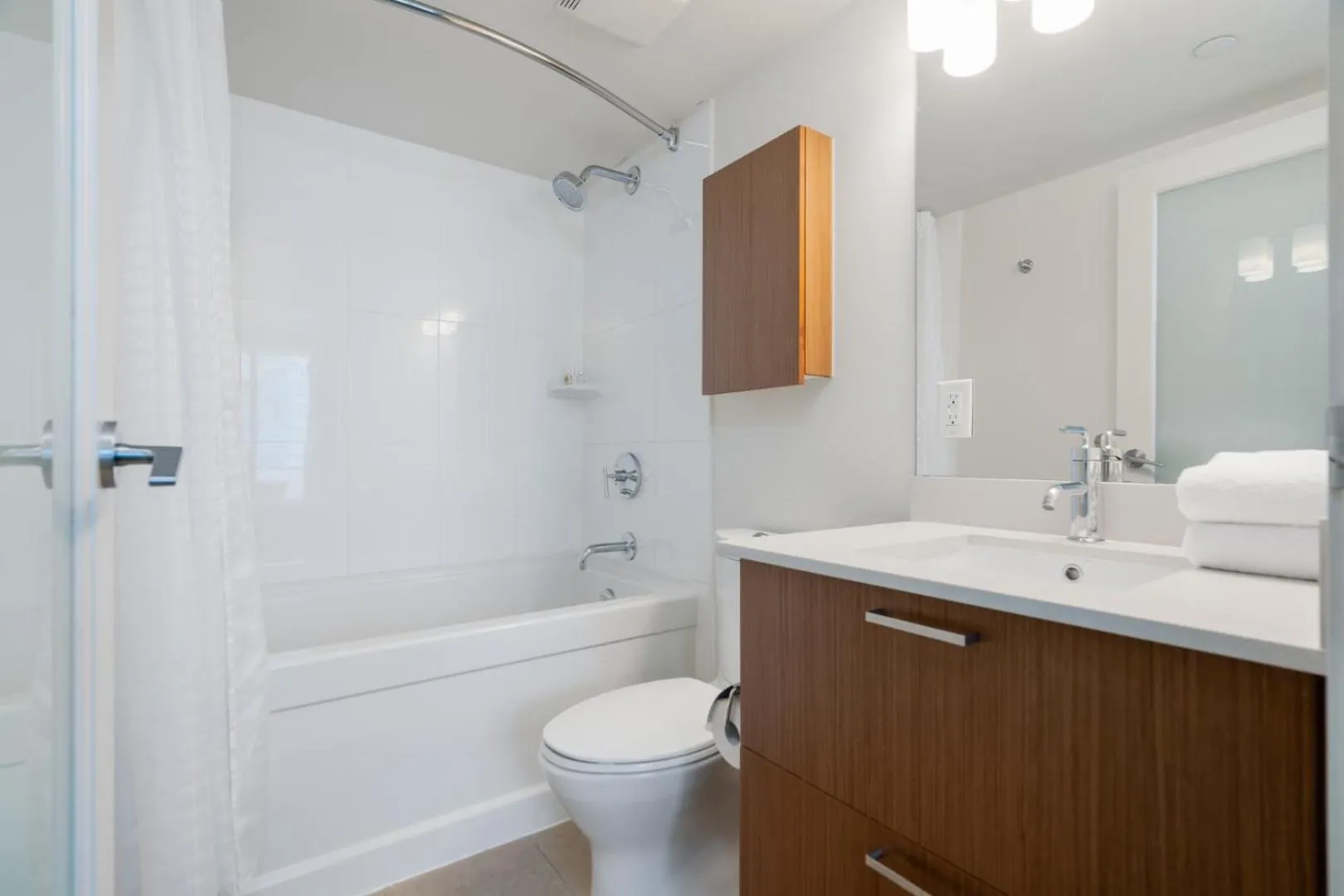 Bathroom in Level Vancouver Yaletown - Seymour