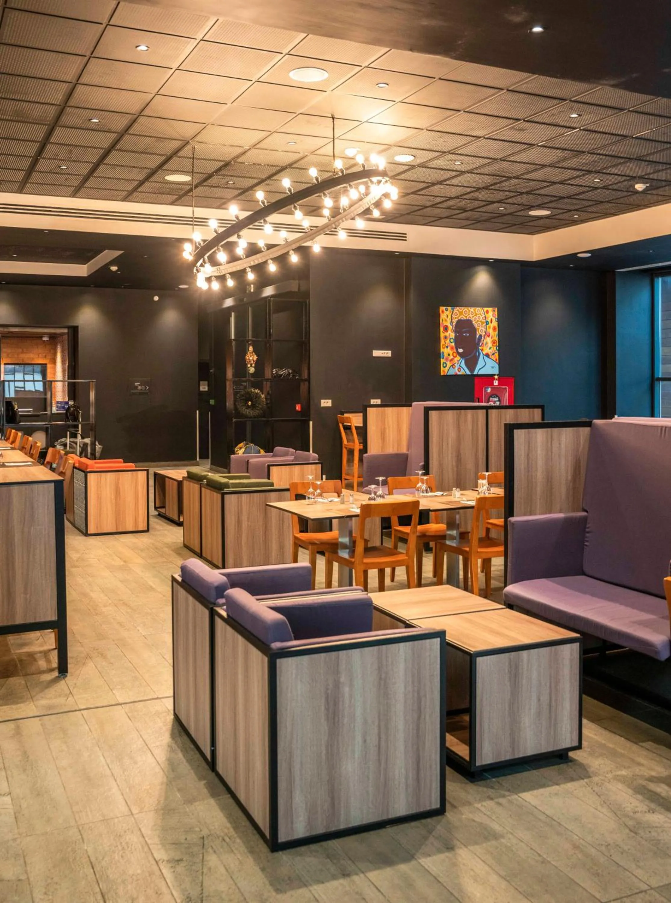 Restaurant/places to eat in ONOMO Hotel Douala