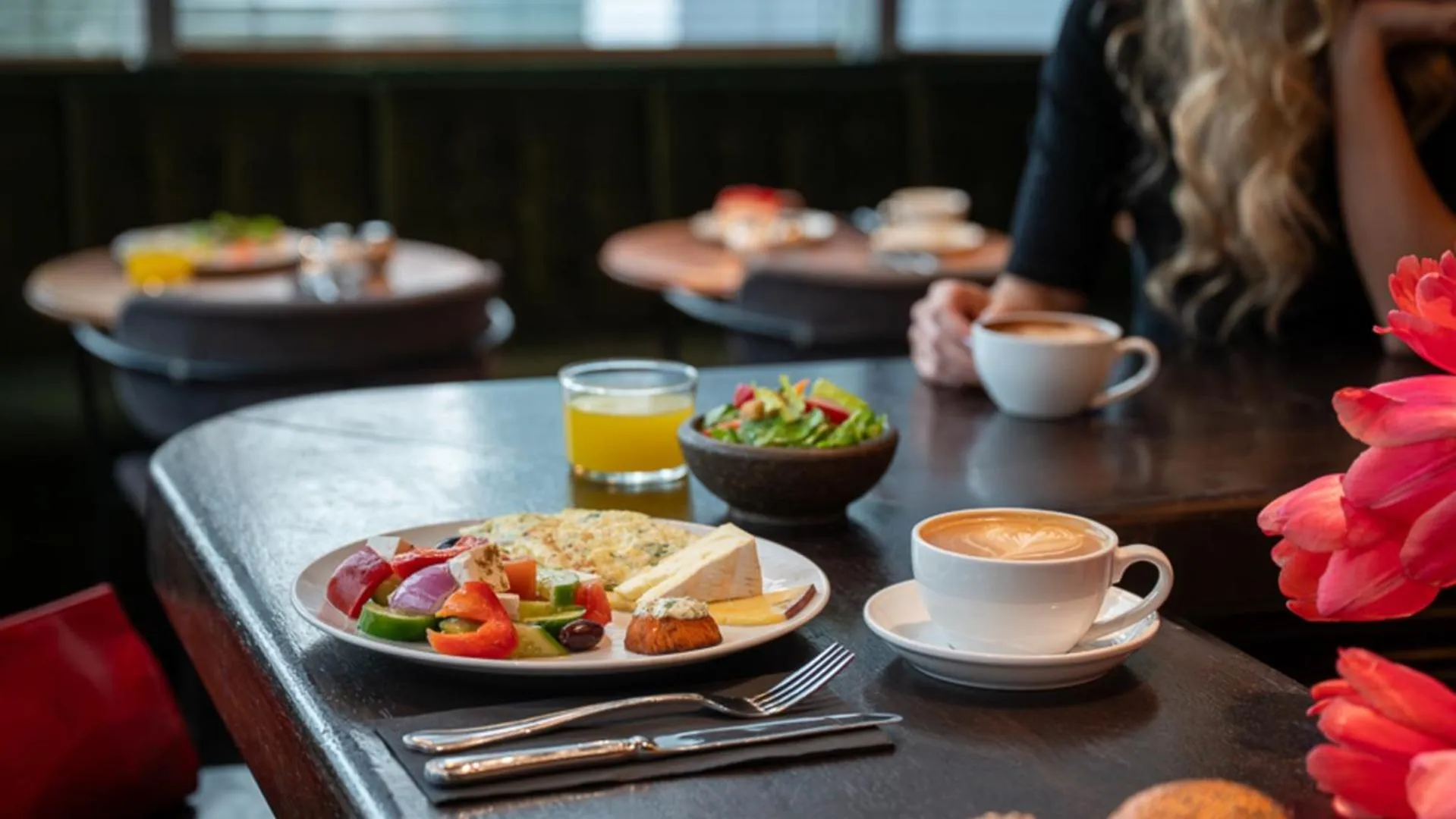 Breakfast in Bachar House - FATTAL COLORS