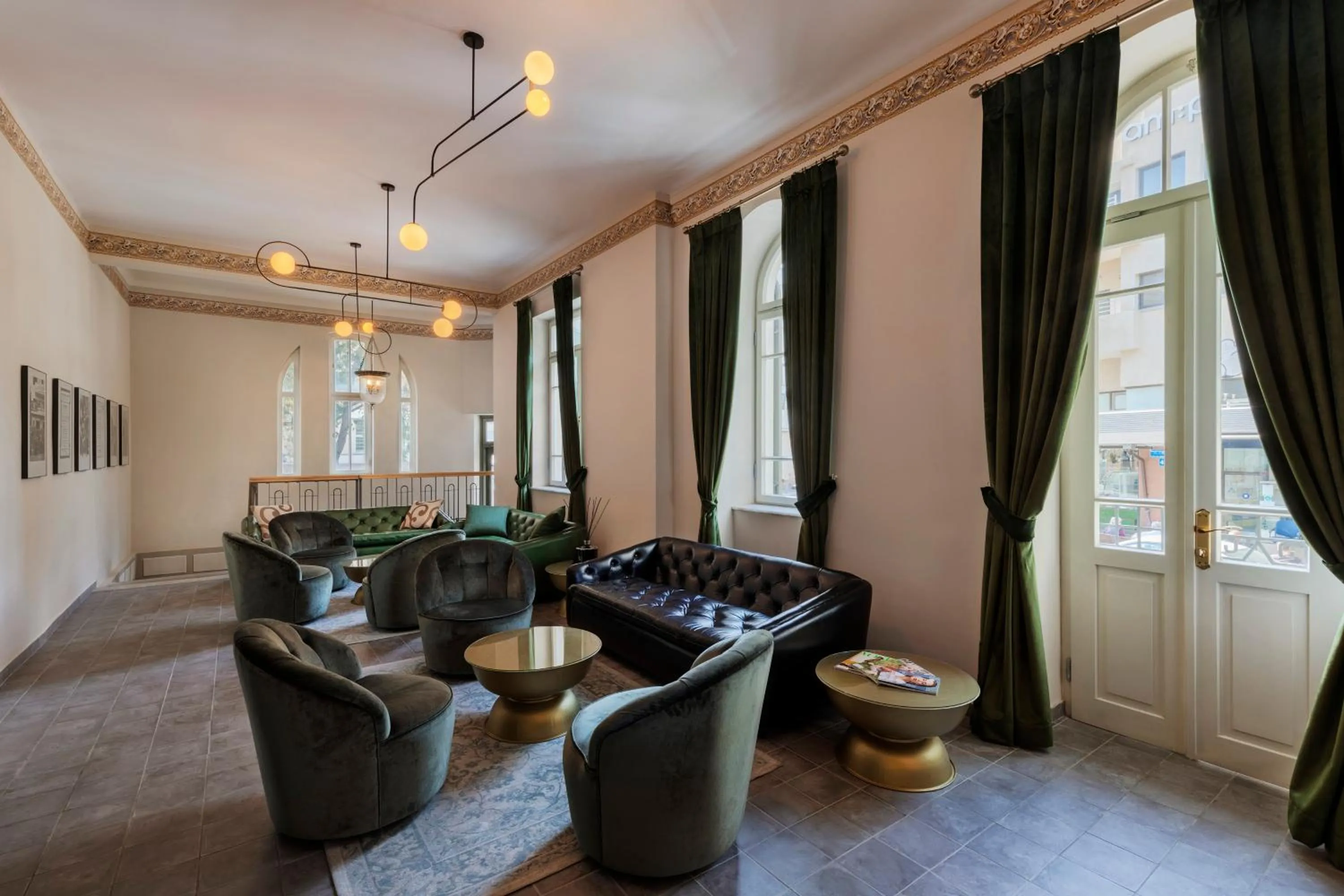 Lounge or bar in Bachar House