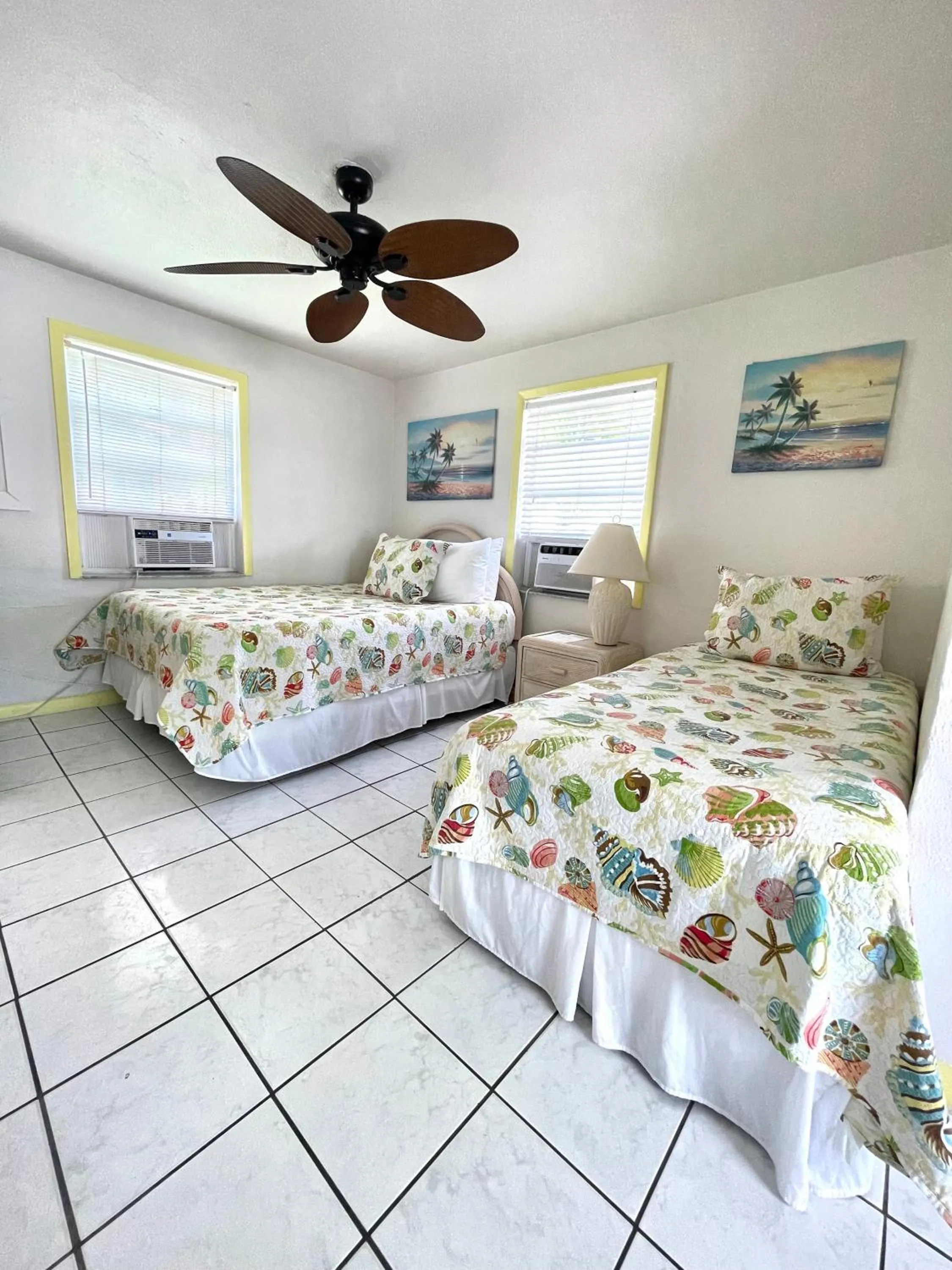 Bedroom, Bed in Coconut Cove Resort & Marina