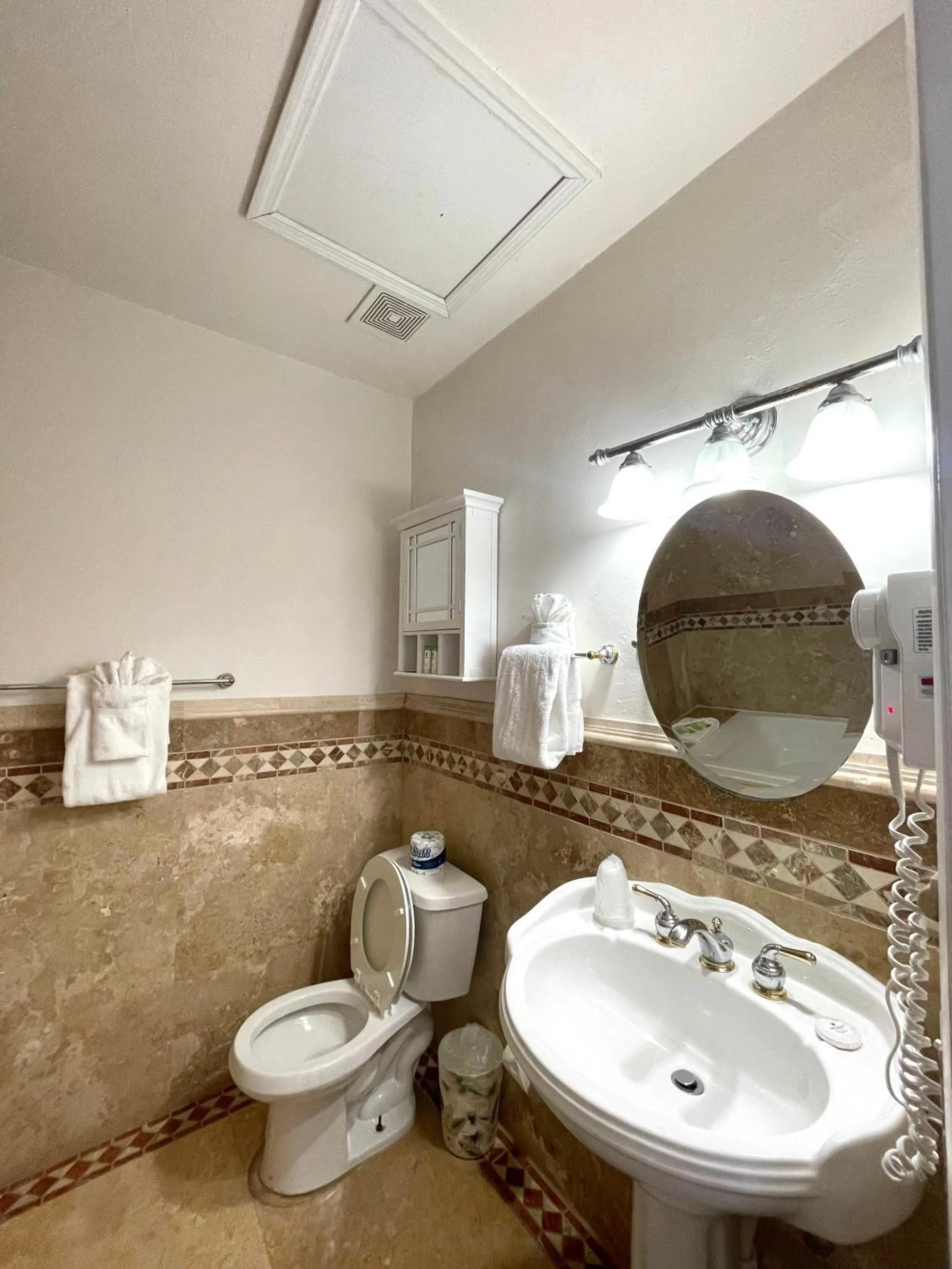 Coconut Cove Resort & Marina