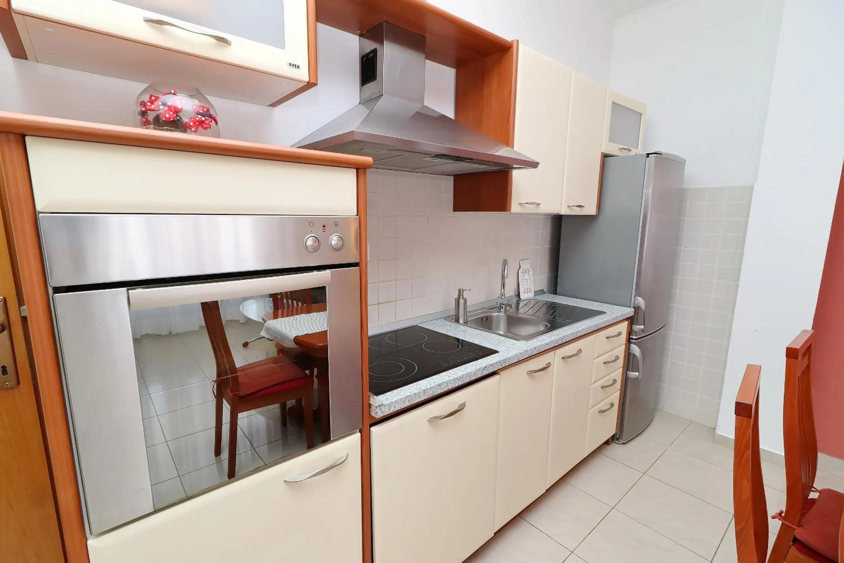 Kitchen or kitchenette in Apartments K & N
