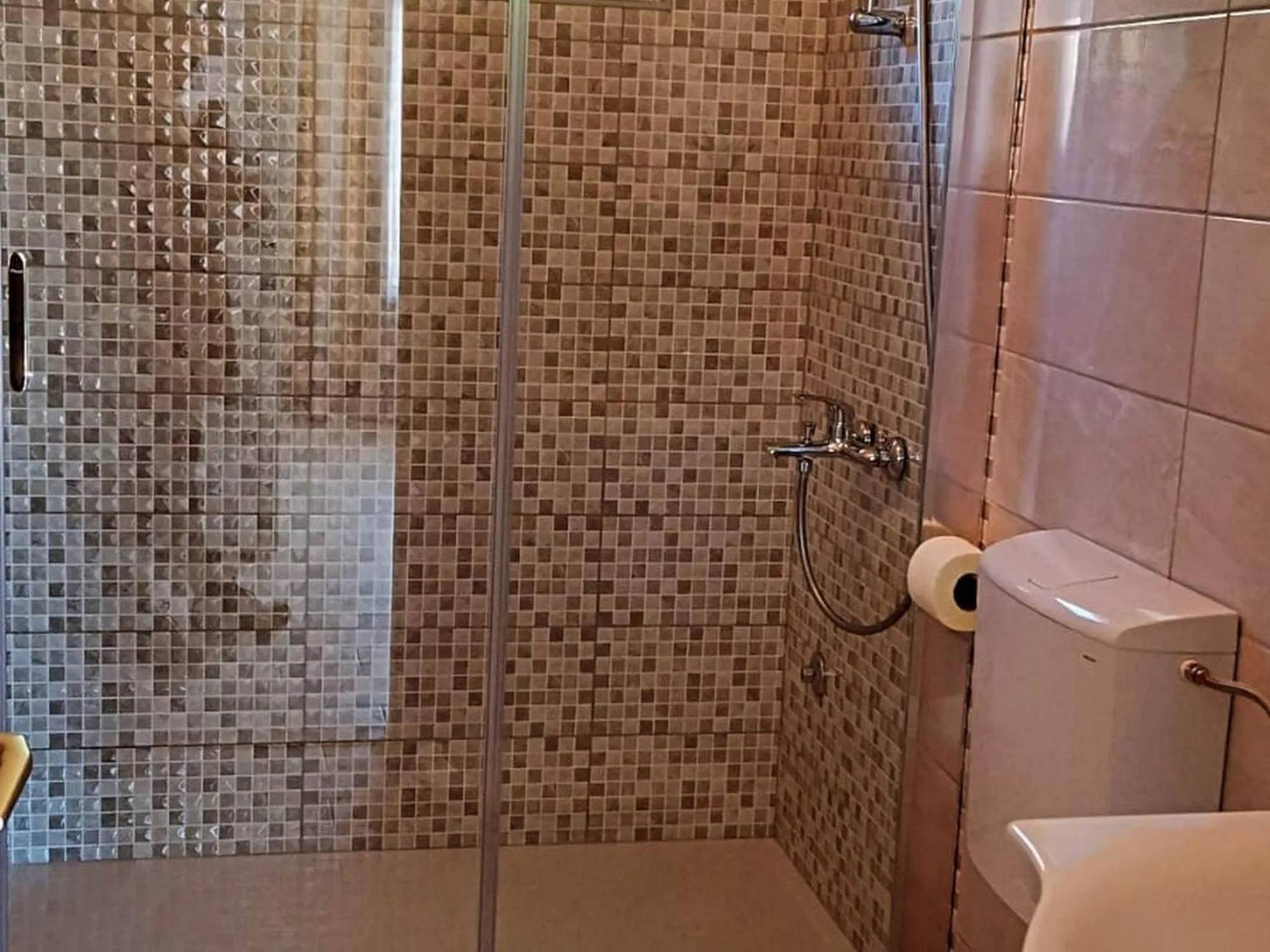 Bathroom in Apartments K & N