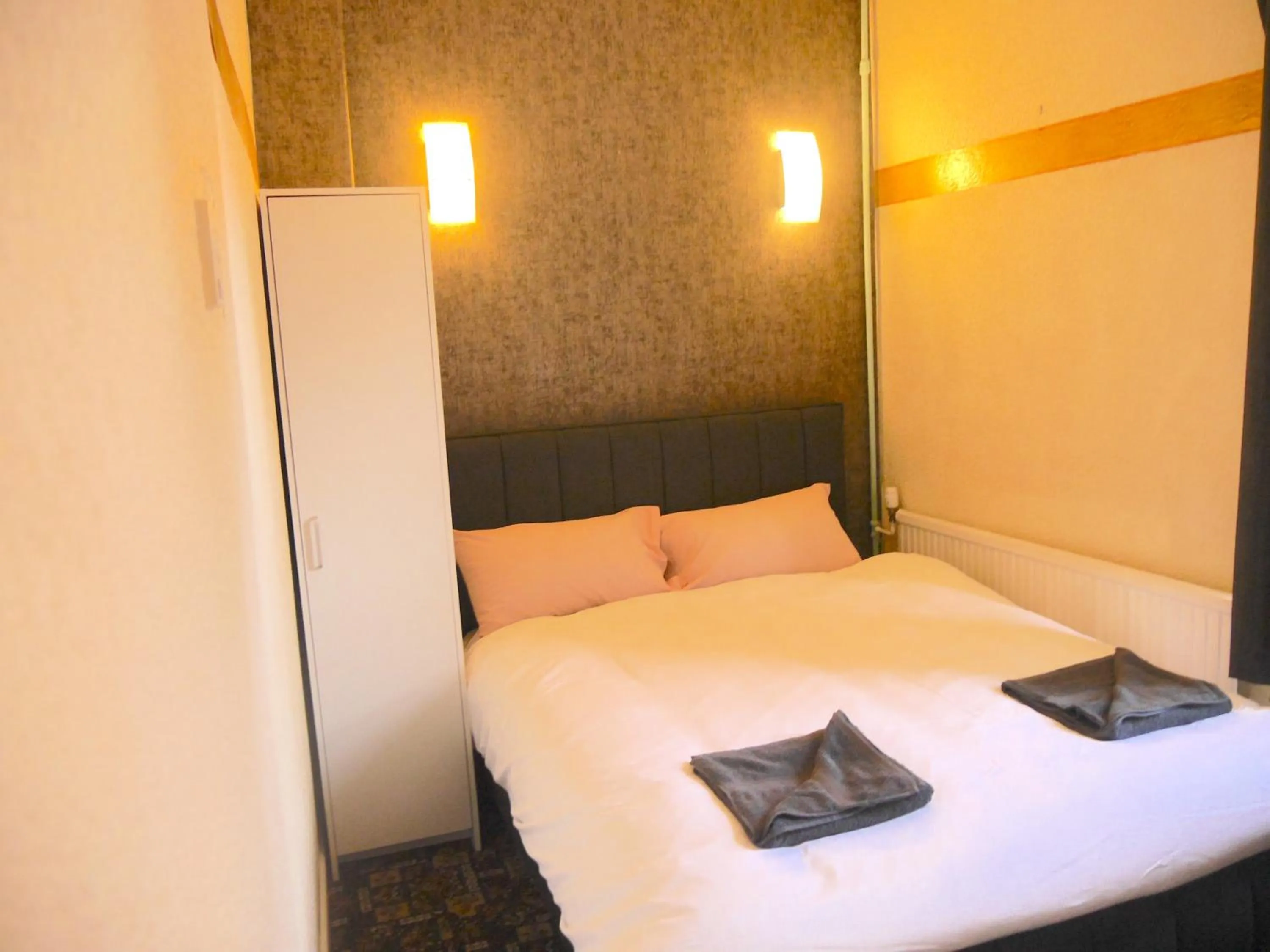 Photo of the whole room in Sam Residence Hotel