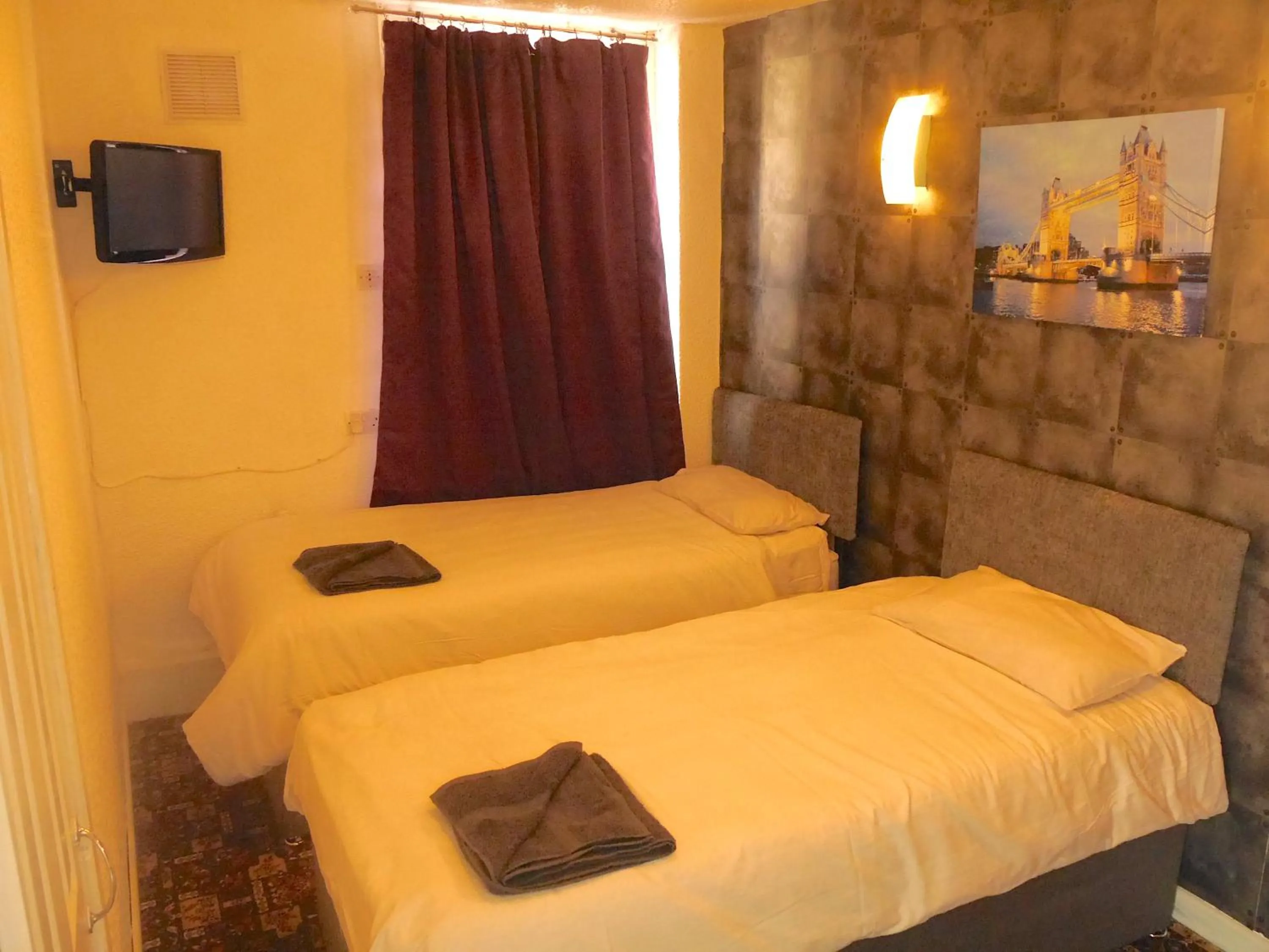 Photo of the whole room in Sam Residence Hotel