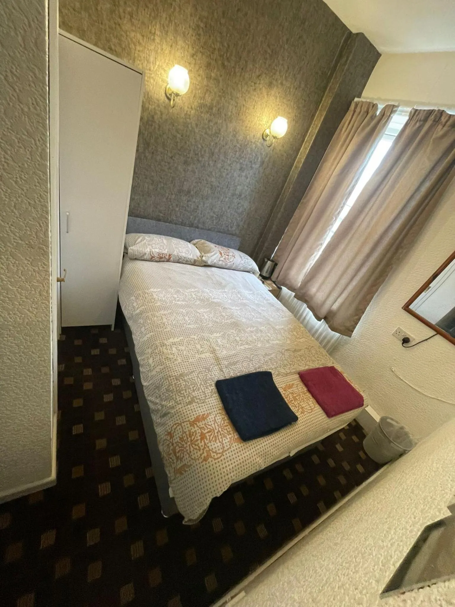 Photo of the whole room in Sam Residence Hotel