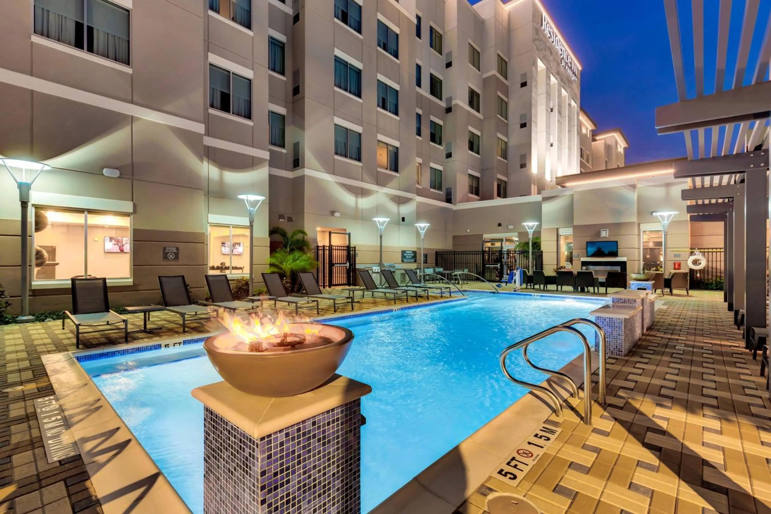 Swimming pool in Residence Inn by Marriott Corpus Christi Downtown
