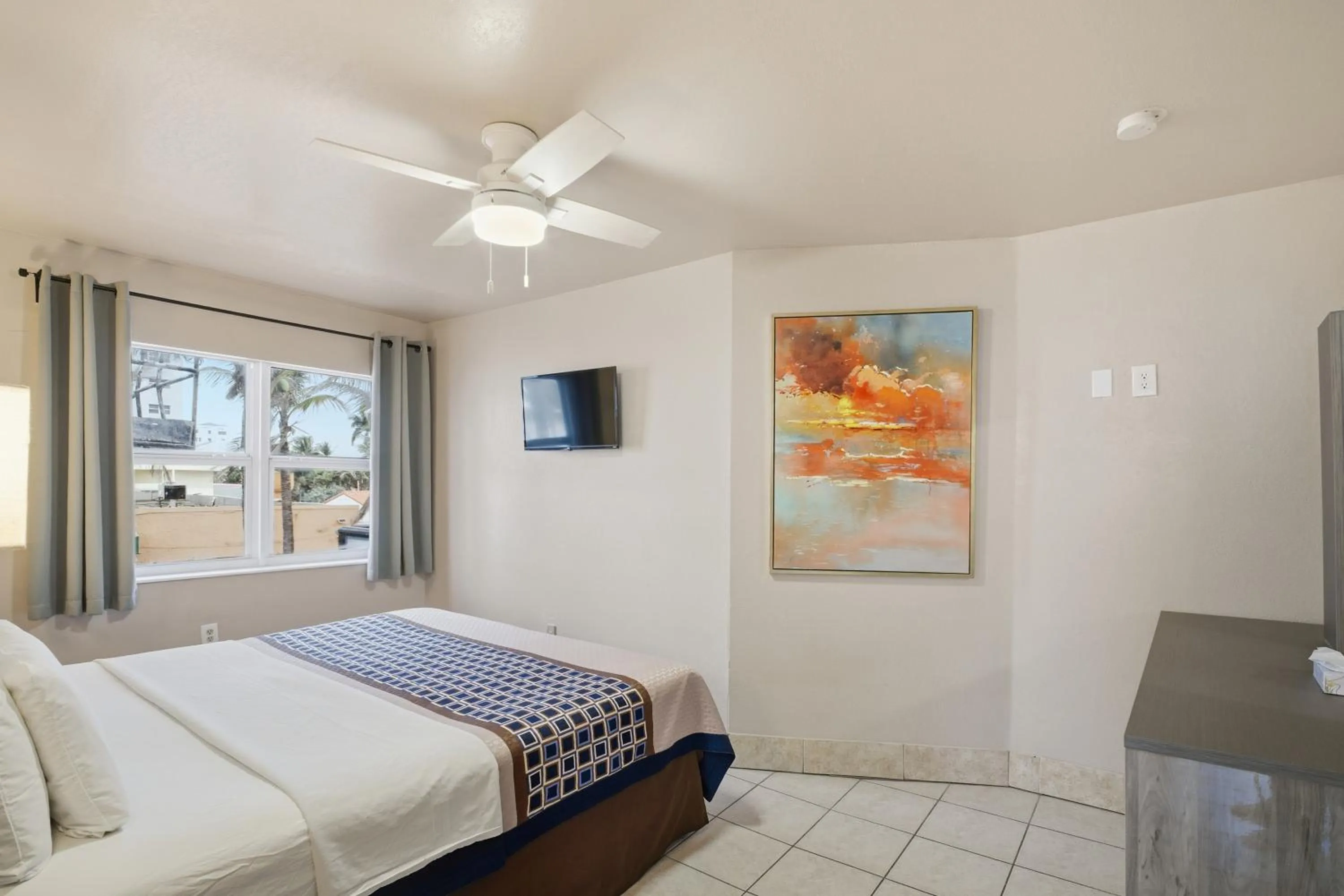 Bed in La Terrace Oceanfront