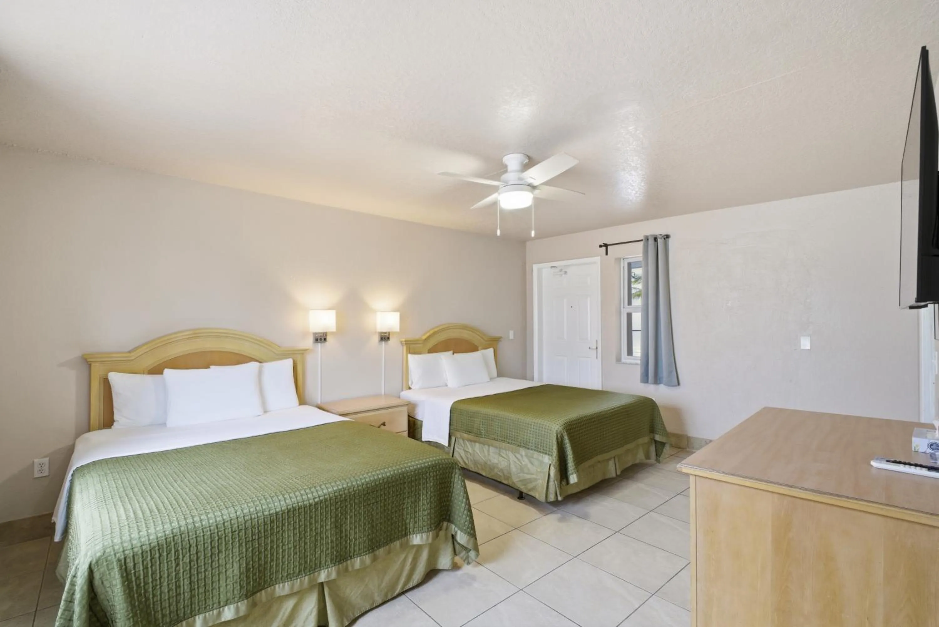 Bed in La Terrace Oceanfront