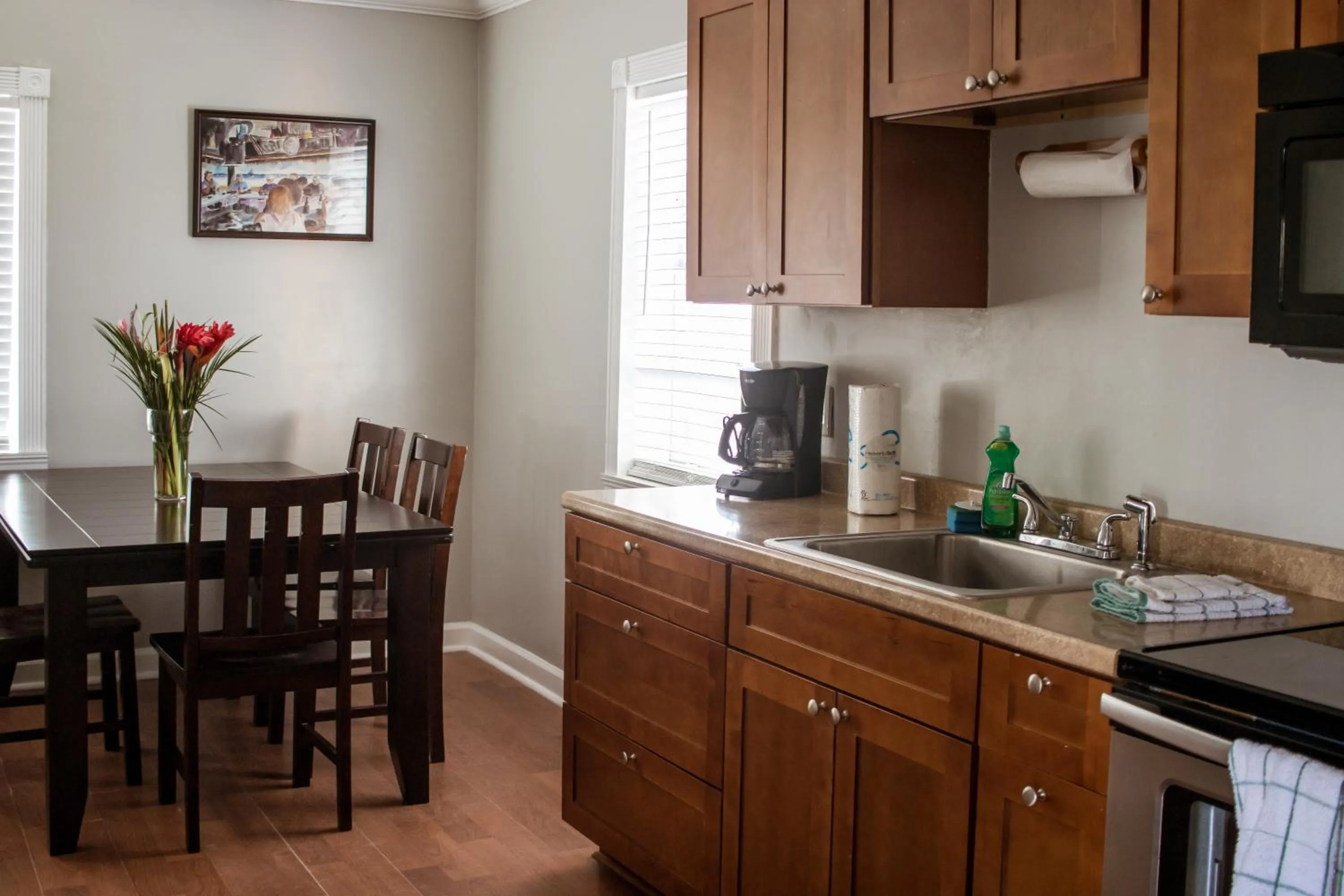 Kitchen or kitchenette in Riptide Oceanfront Hotel