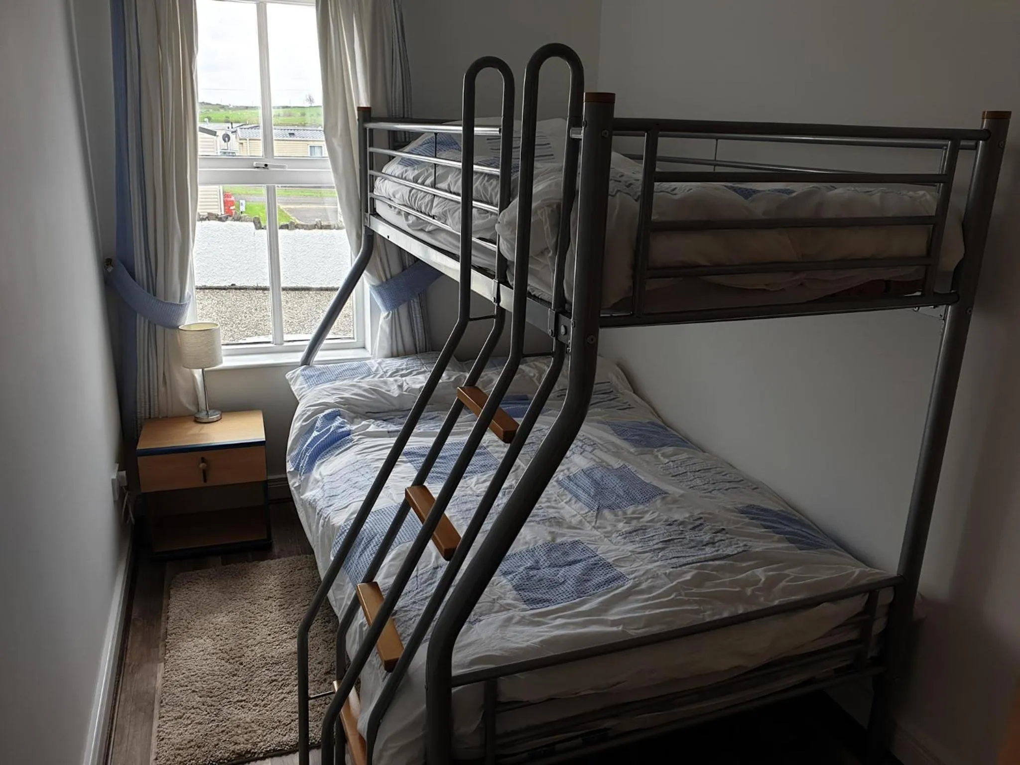 Bedroom, Bed in Coastal View