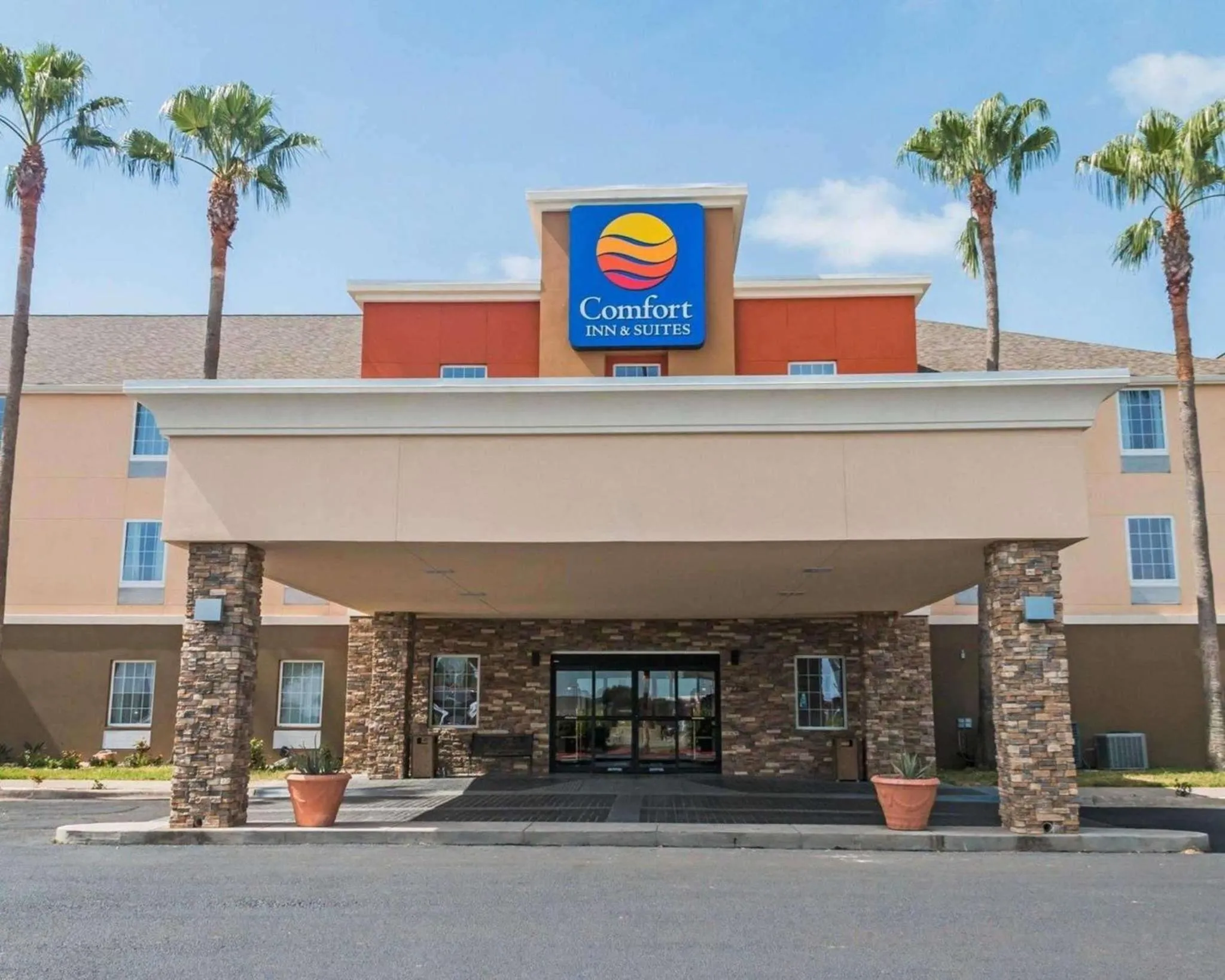 Property building in Comfort Inn & Suites Pharr - McAllen
