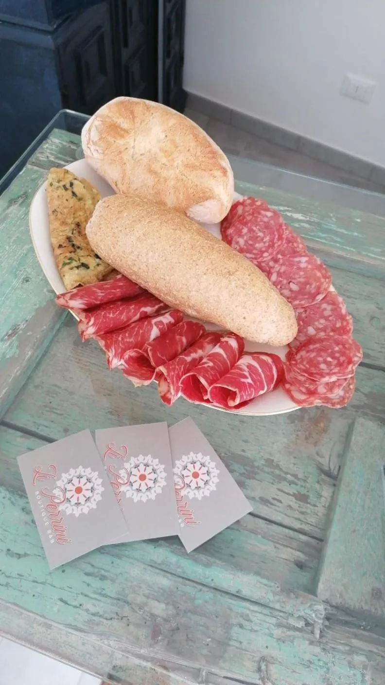 Breakfast in Li Perrini Boutique B&B